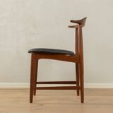 Chaise "corne de vache"  en noyer et similicuir noir