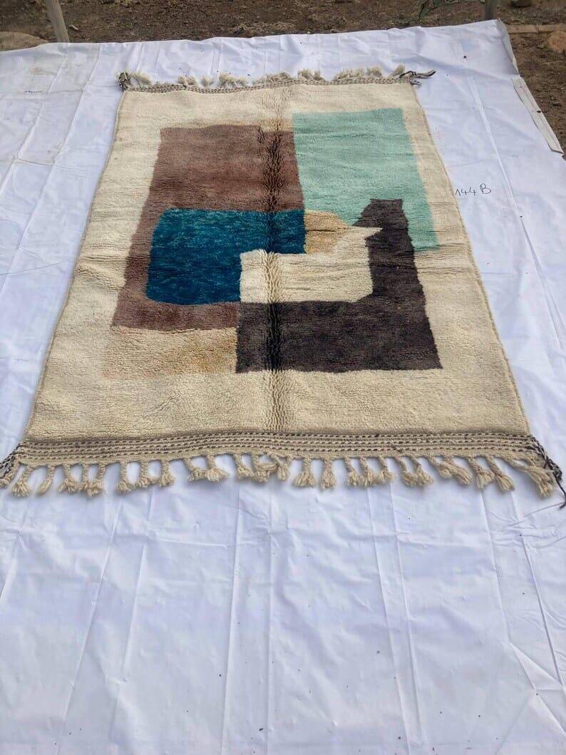 Handmade pure wool Berber rug size 2/3 m