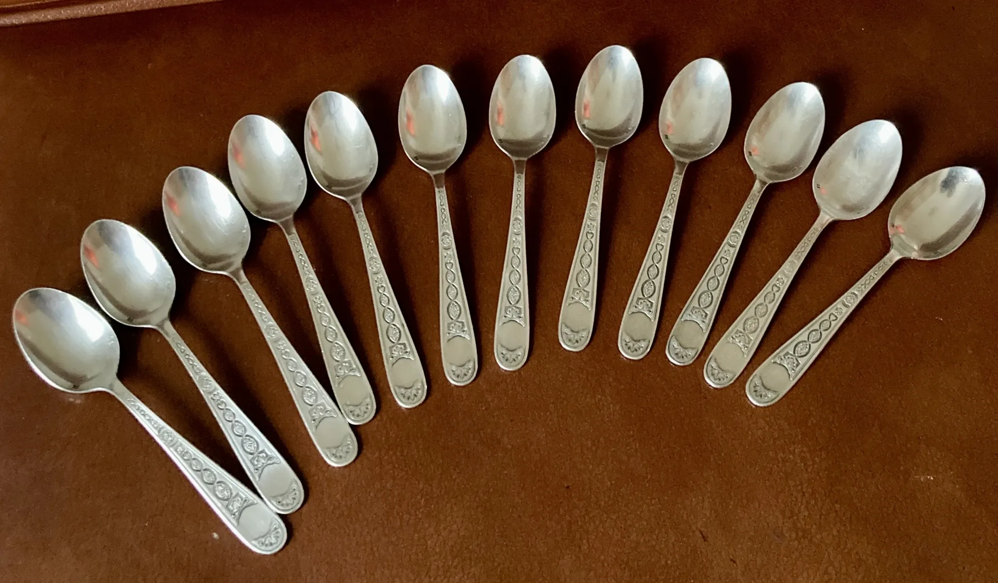 12 small spoons Villeroy Christofle in their case