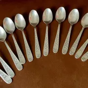 12 small spoons Villeroy Christofle in their case