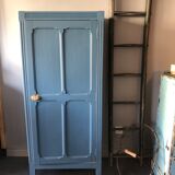 Vintage parisian wardrobe