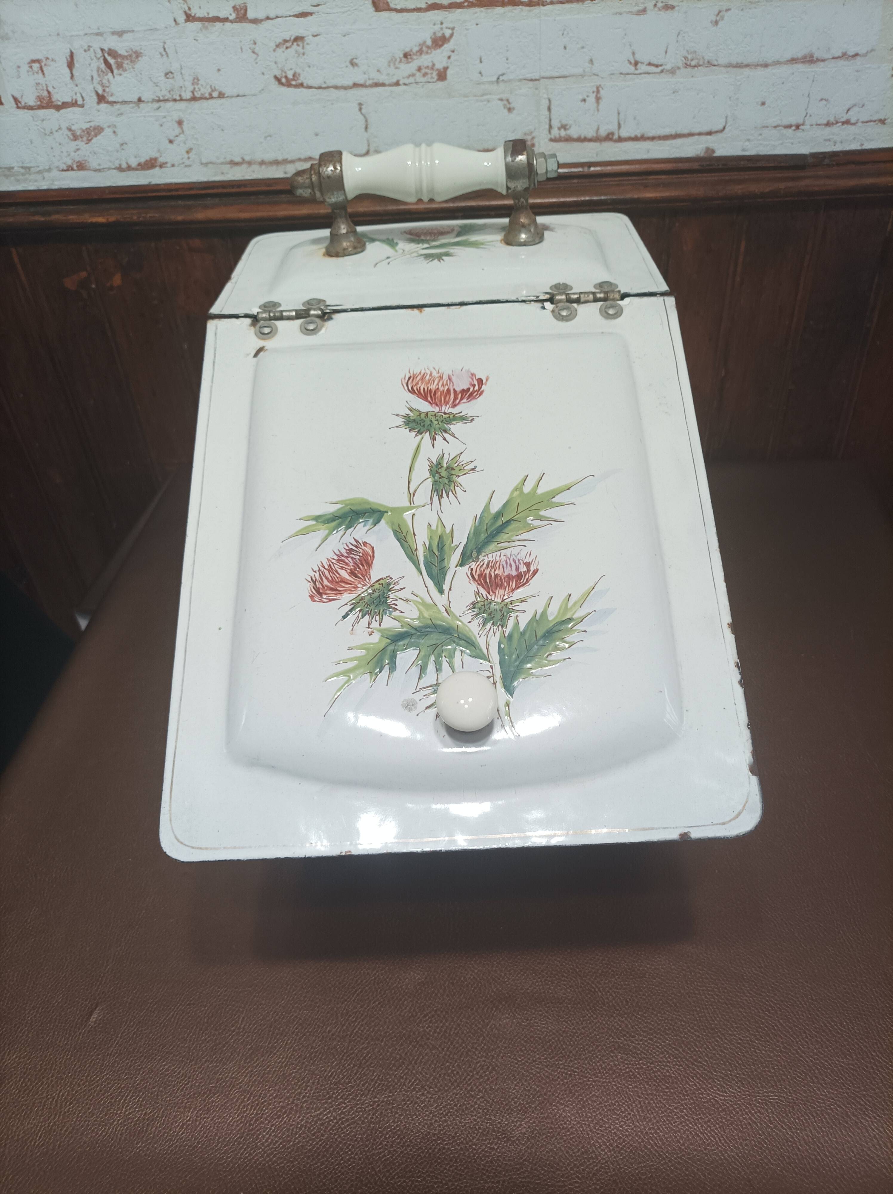 Charbonnière 1900 tôle emaillée décor fleurs