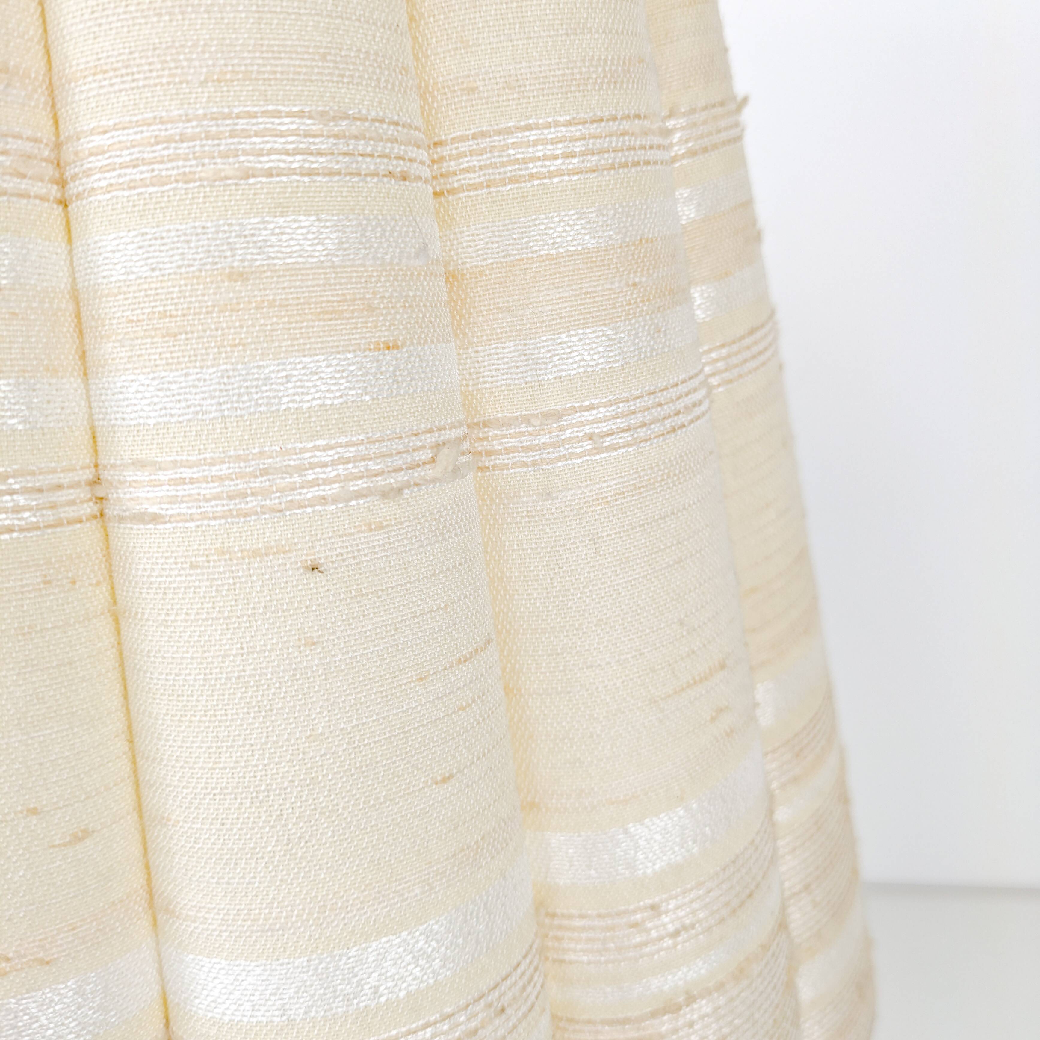 Lampe de chevet Mid Century Pied en bois massif Veinure Abat-jour courbe rose blanc brun foncé Struc