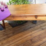 Farm table