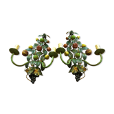 Appliques à décor de fruits