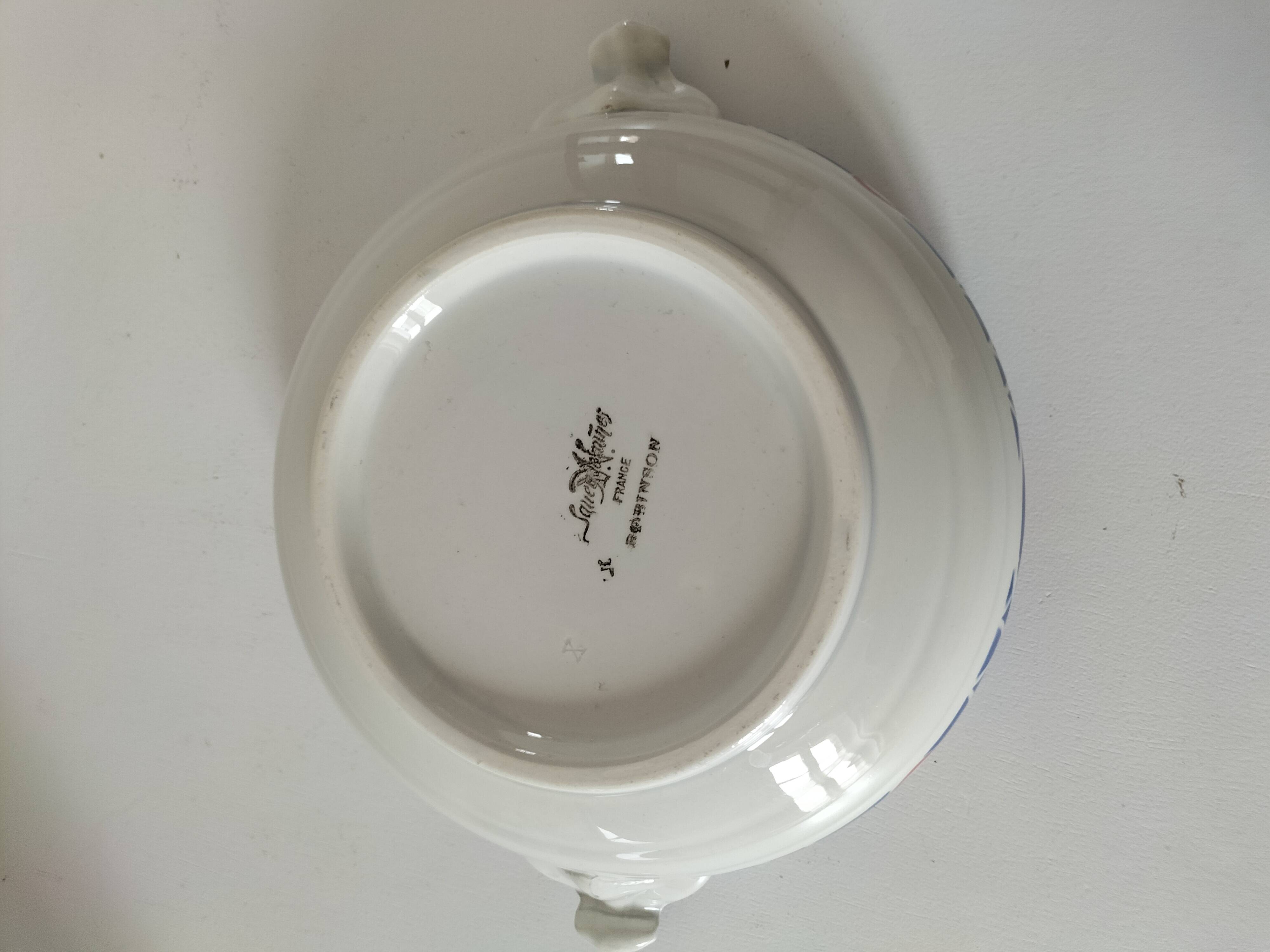 Sarreguemines vegetable dish, Robinson model