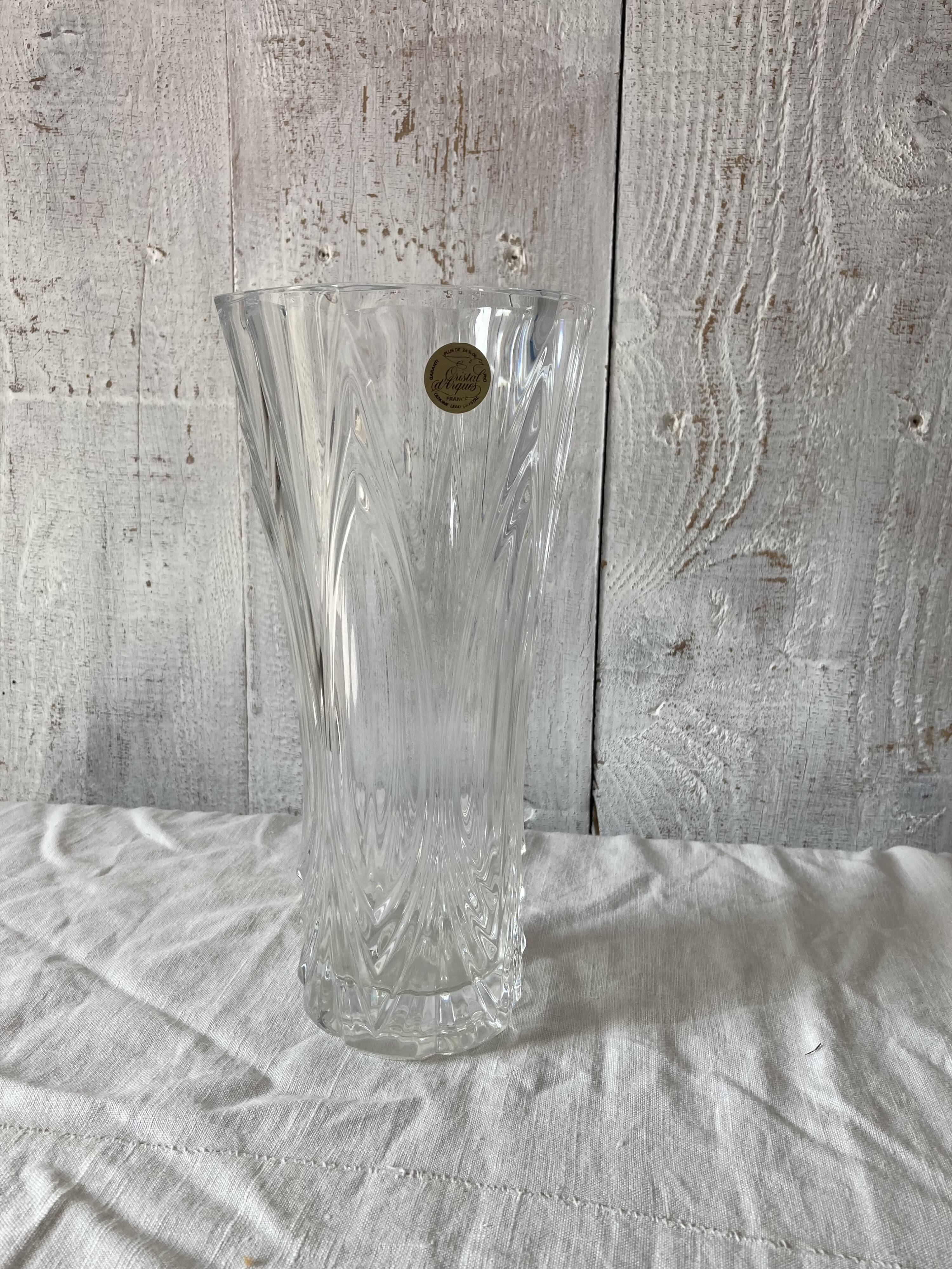 Chiseled crystal vase