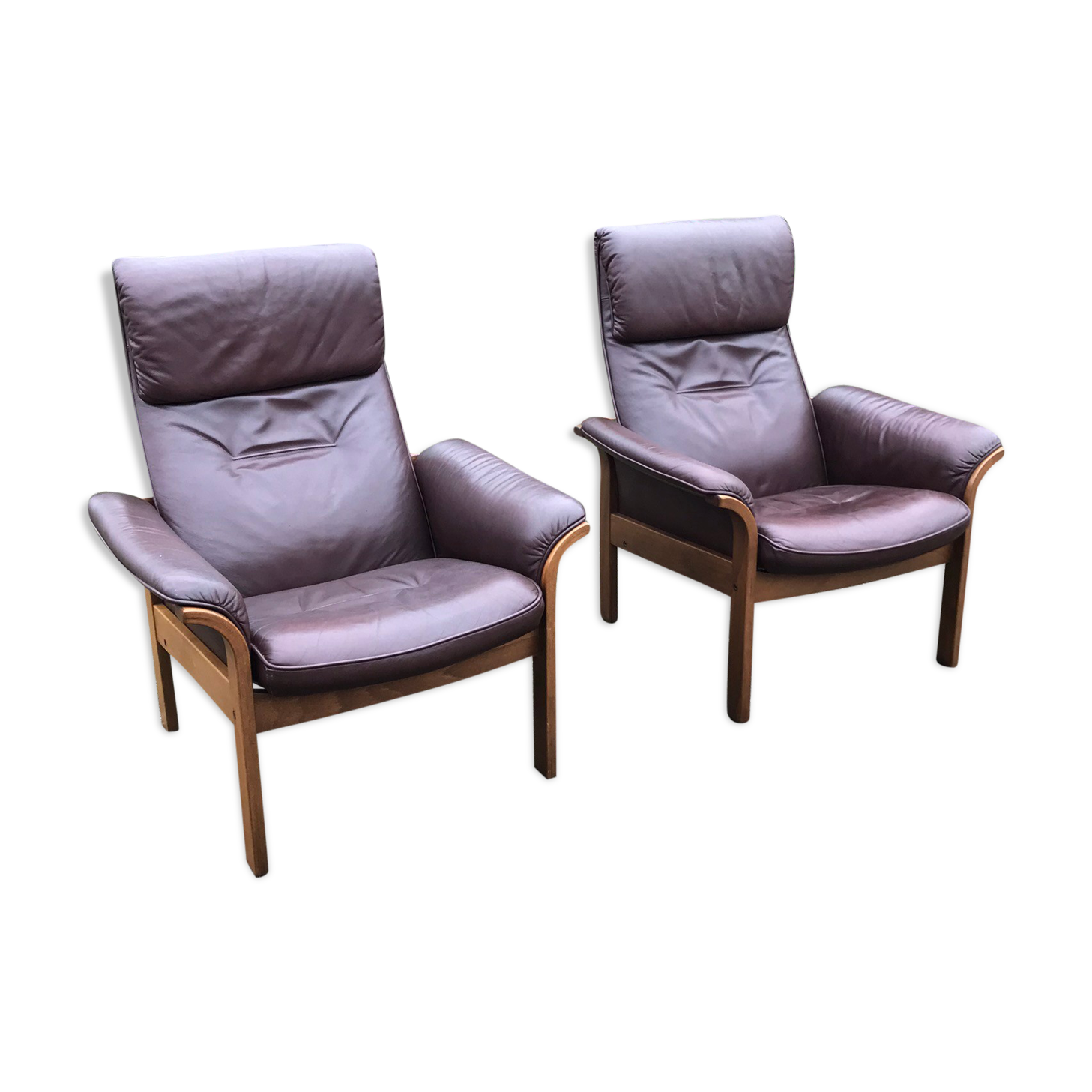 Pair of swedish lounge chairs by Soderber