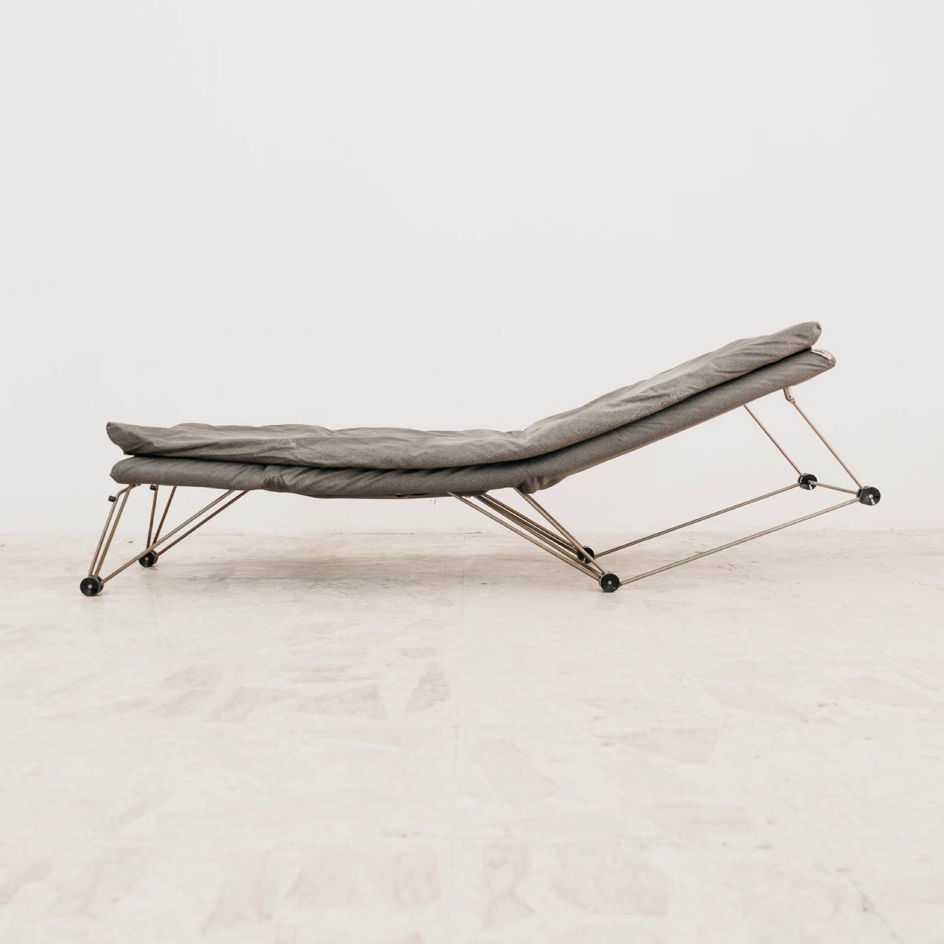 Lounge Chair Poltrona Geometric Design Postmodern Modernariato 1980’s