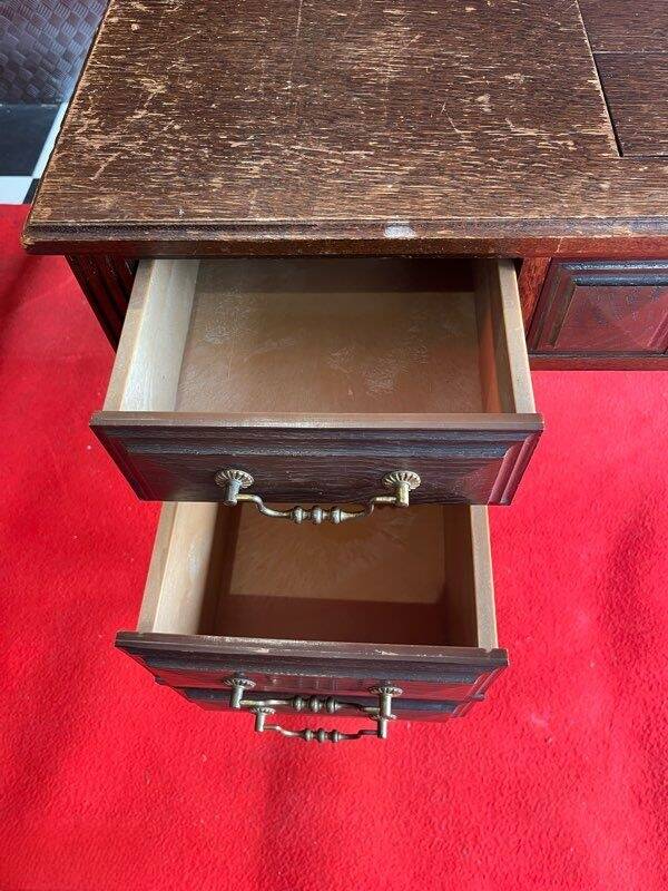 Bureau vintage