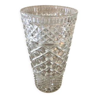 Chiseled glass vase