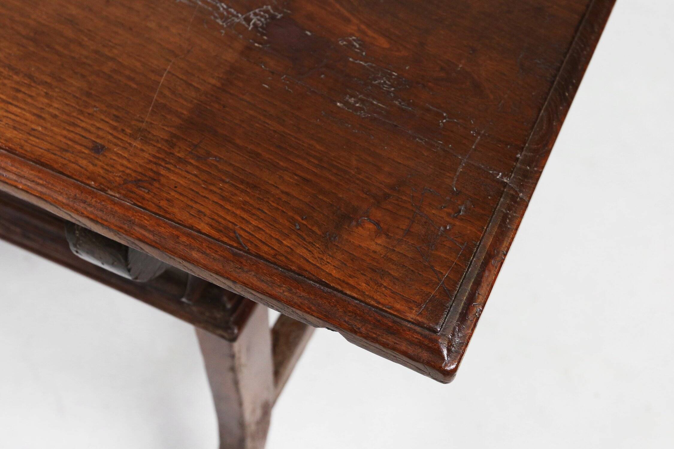 Antique carved Oak Spanish Console Table with Drawers, 18th Century