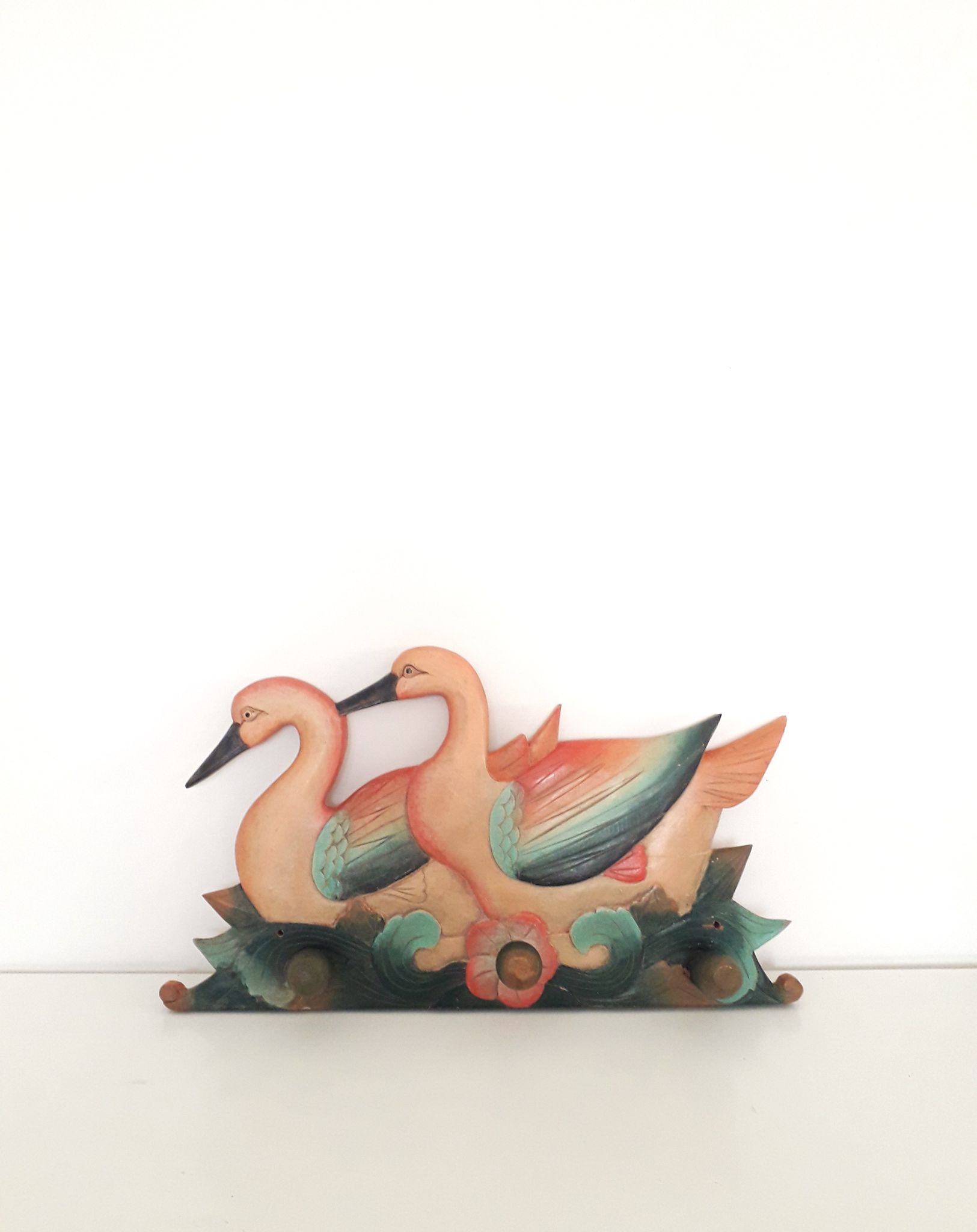 Vintage wall coat rack - Carved wood duck patterns - 1900