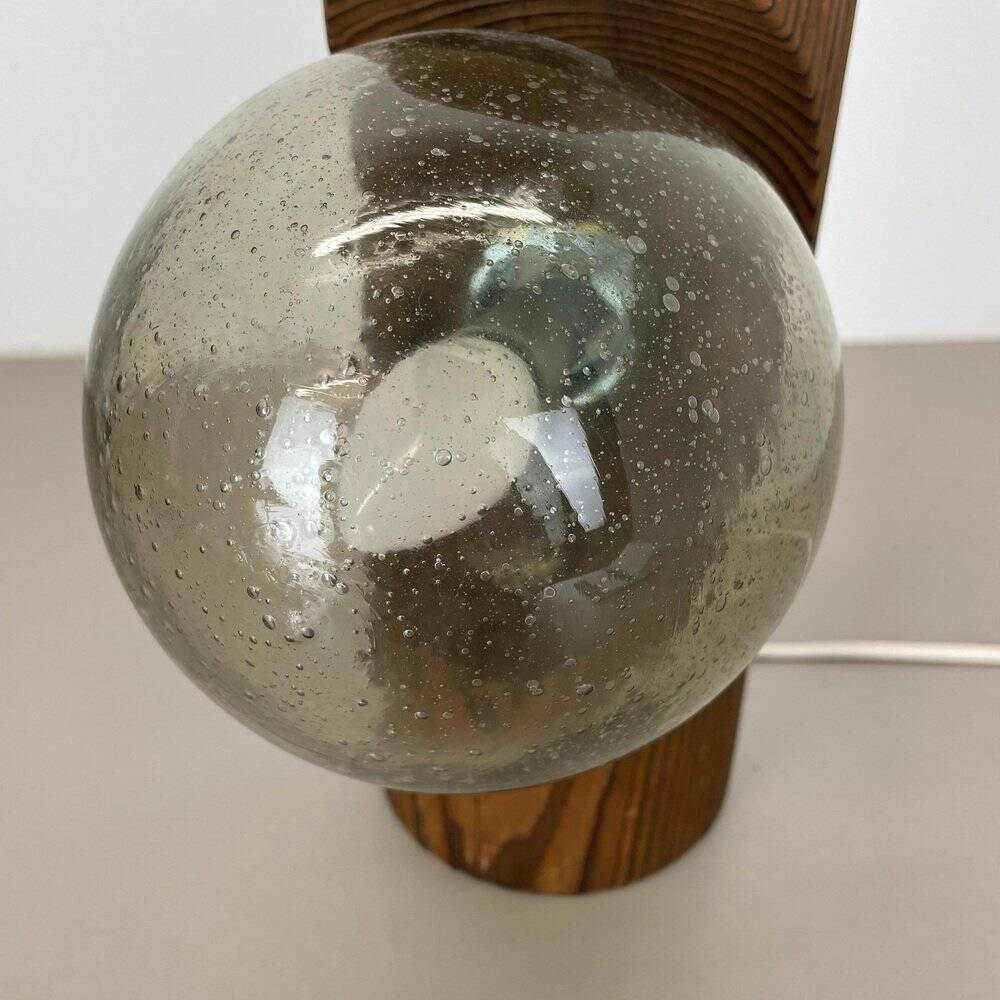 Grande lampe de table sculpturale et organique en bois de pin, attribuée à Temde Lights, Allemagne, années 1970