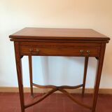 Wallet game table