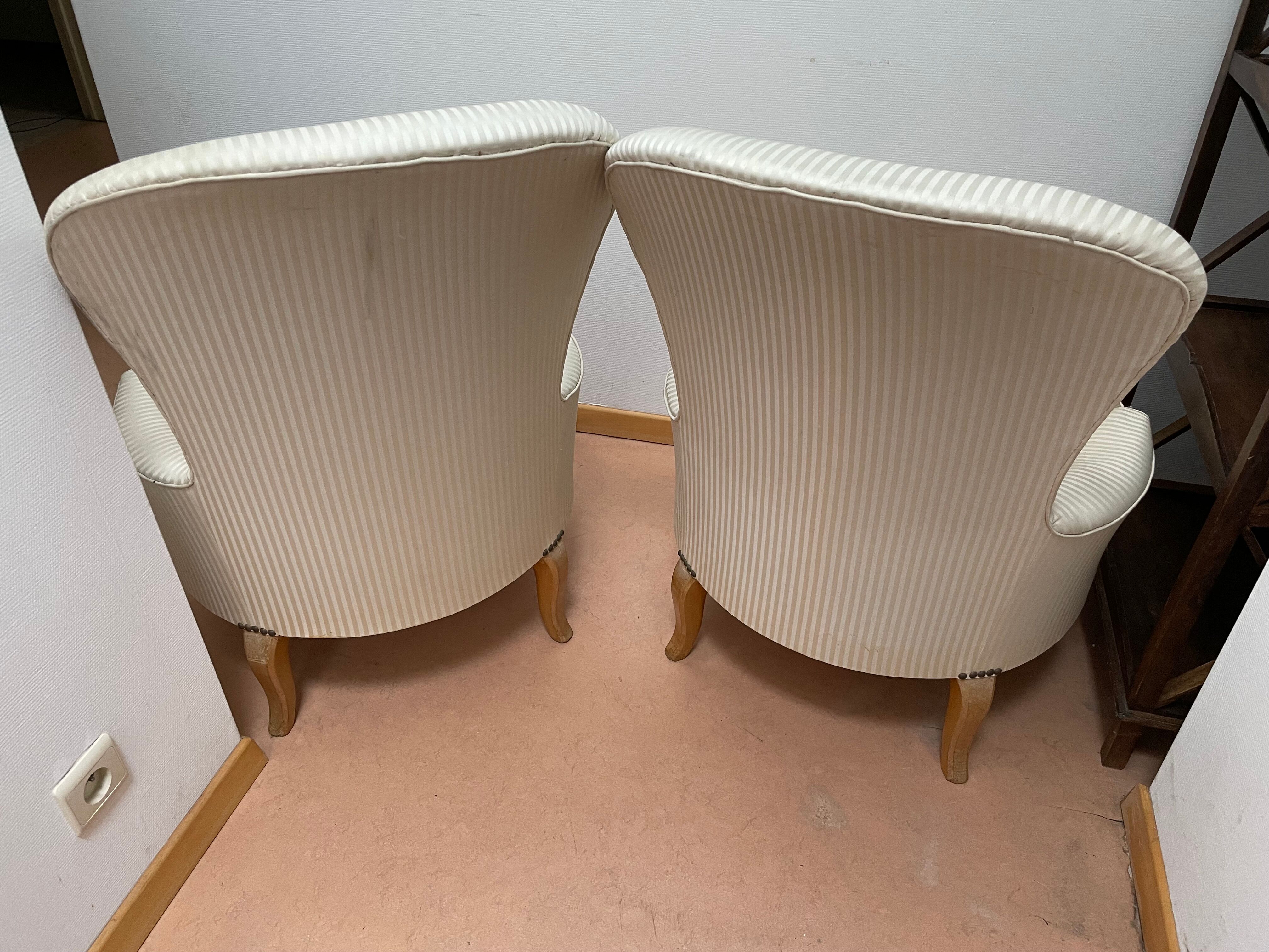 Pair of striped ivory toad armchairs