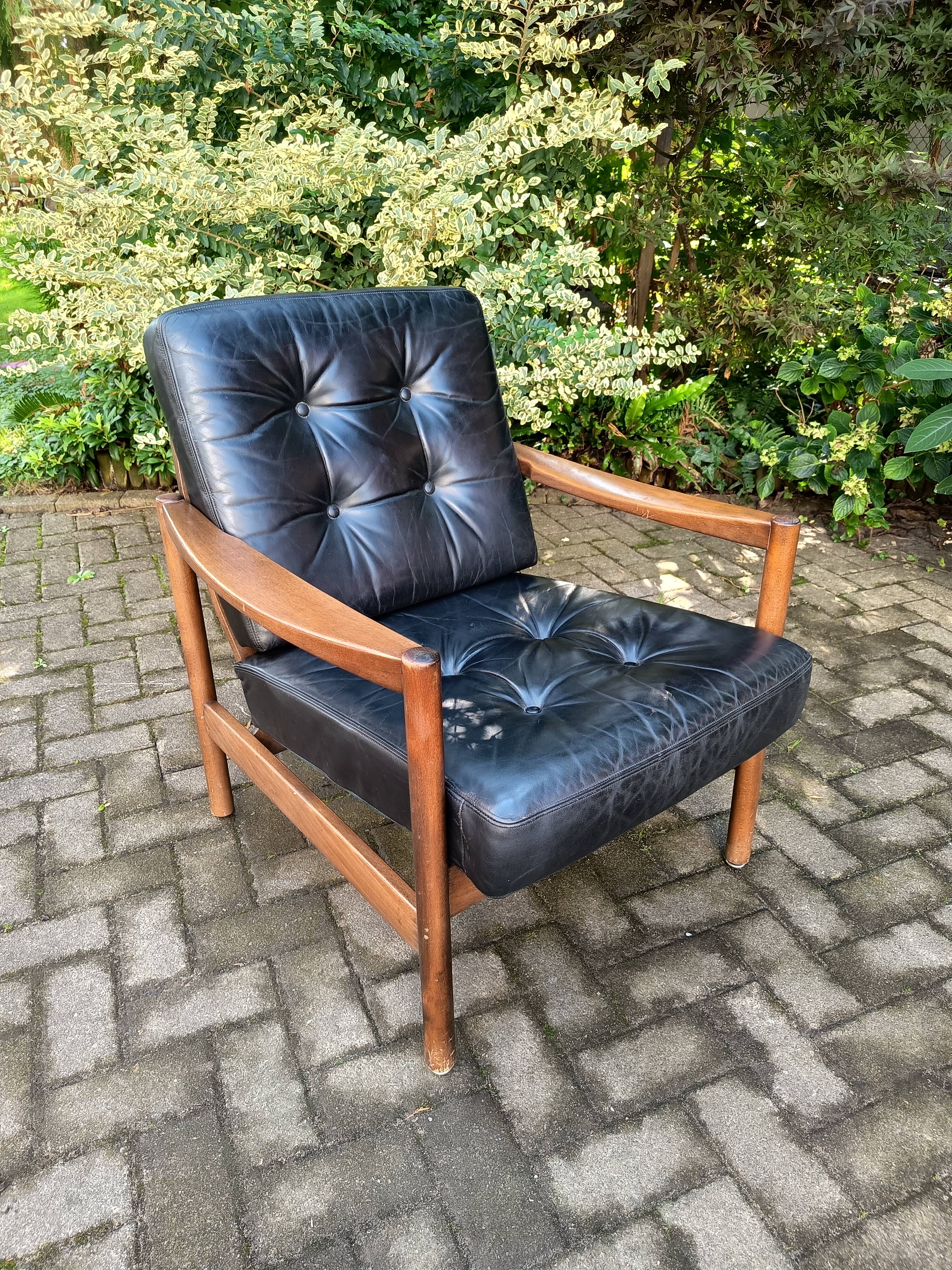 Paire de fauteuils scandinaves cuir, 1960