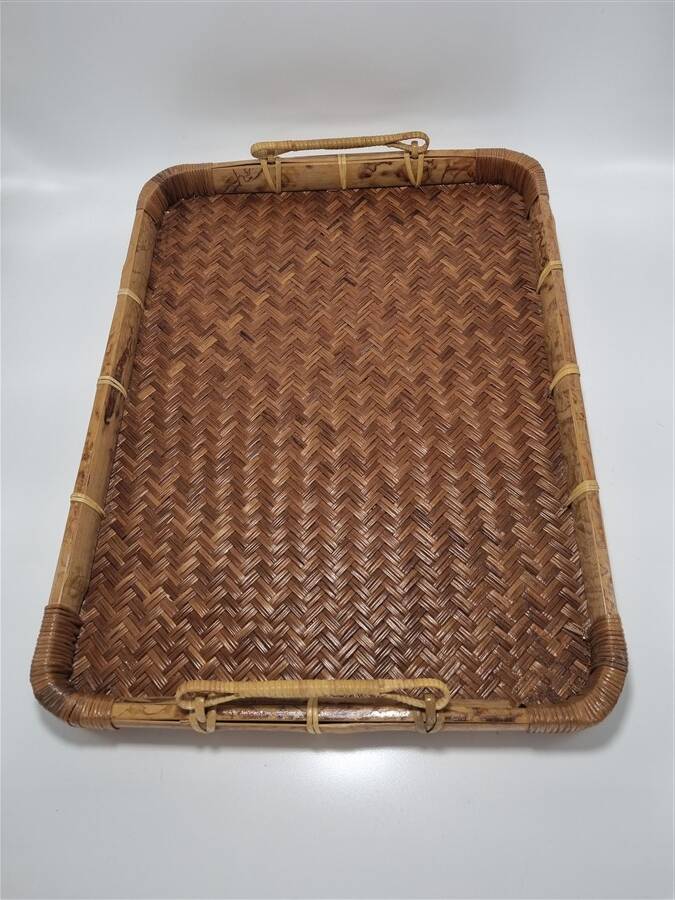 Wicker tray