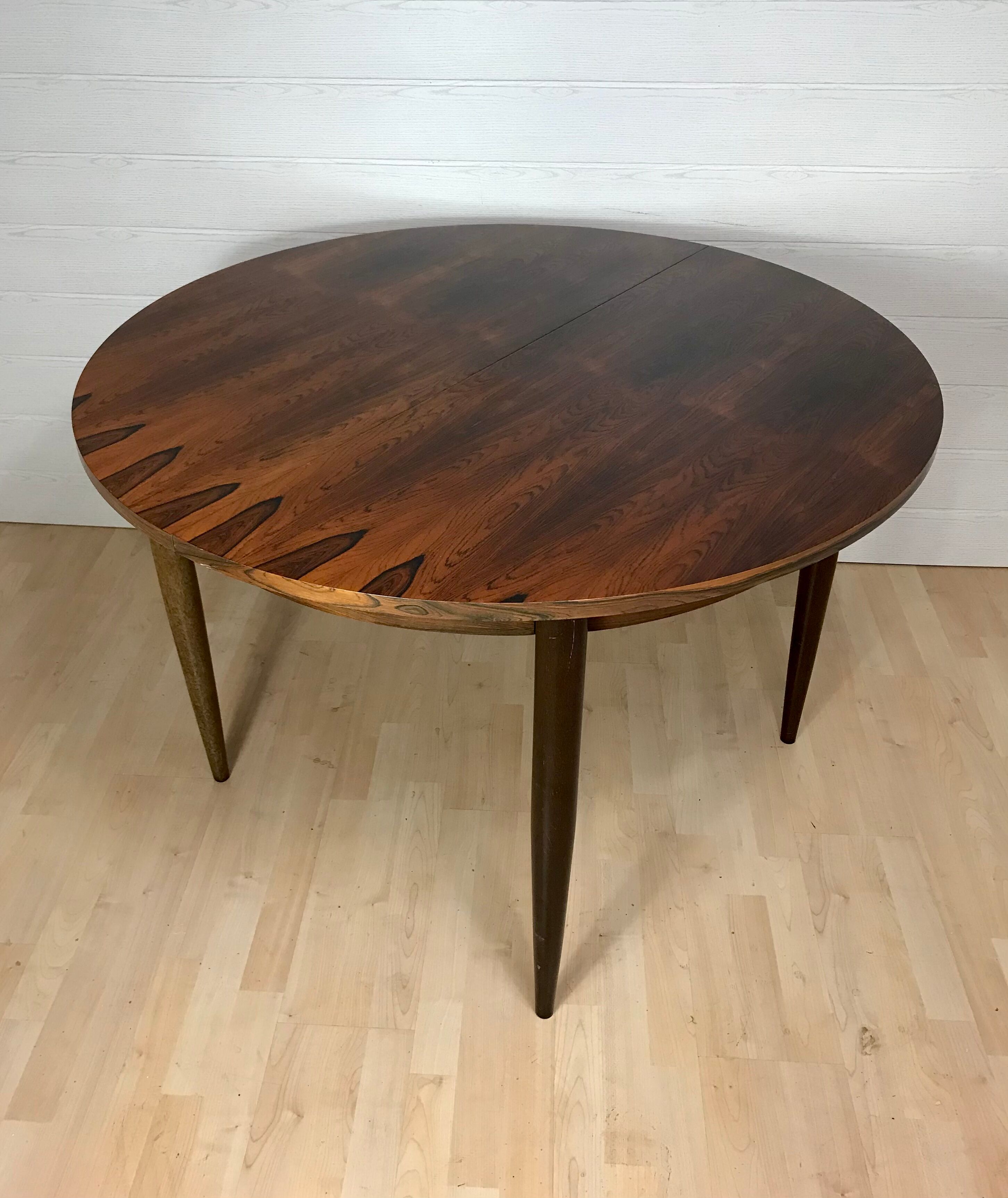 Table à manger ronde en palissandre 1960