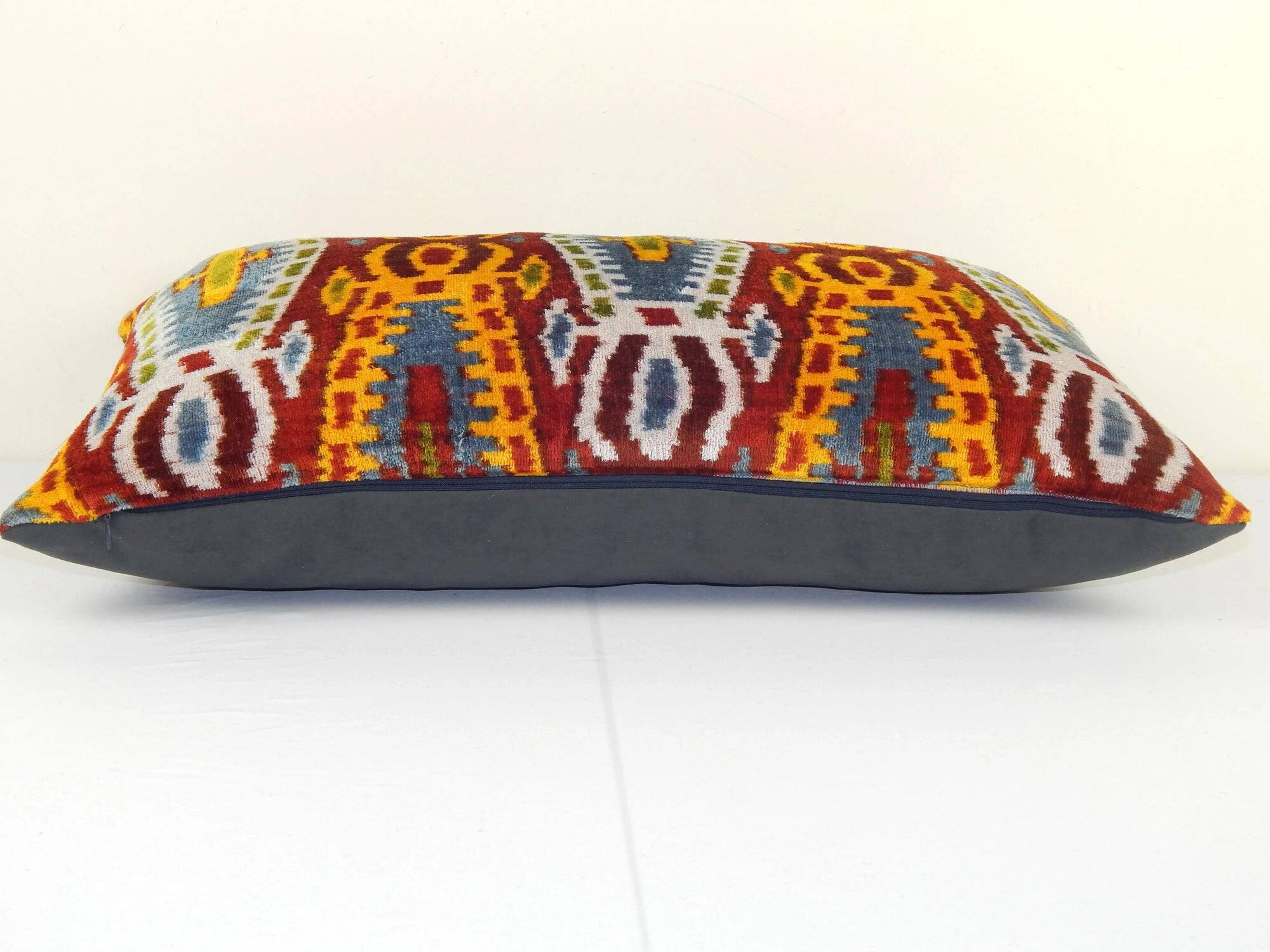 Vintage ikat cushion cover 61x41 cm