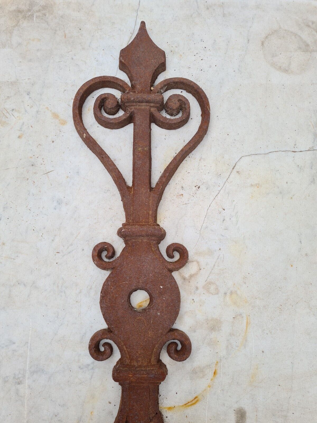 Cast iron anchor