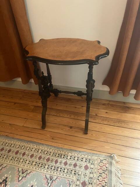 Napoleon III table