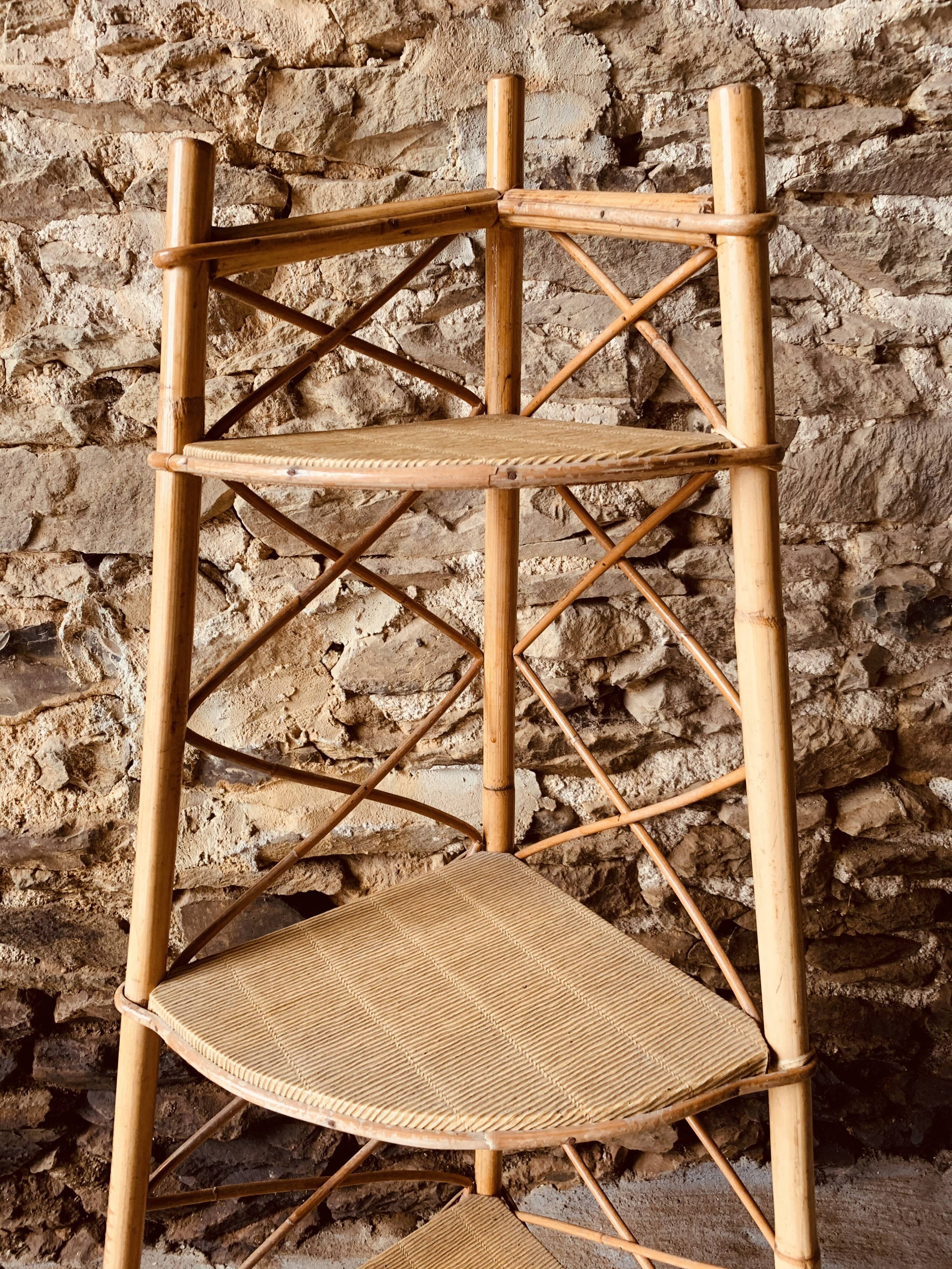 Rattan corner spreader - 4 levels