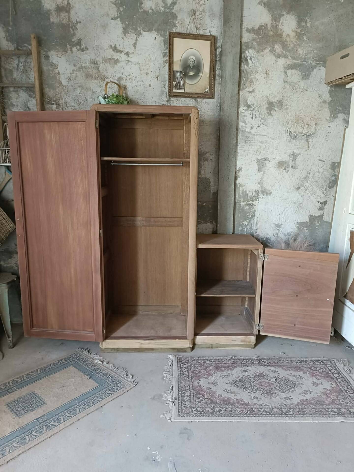 Armoire asymétrique