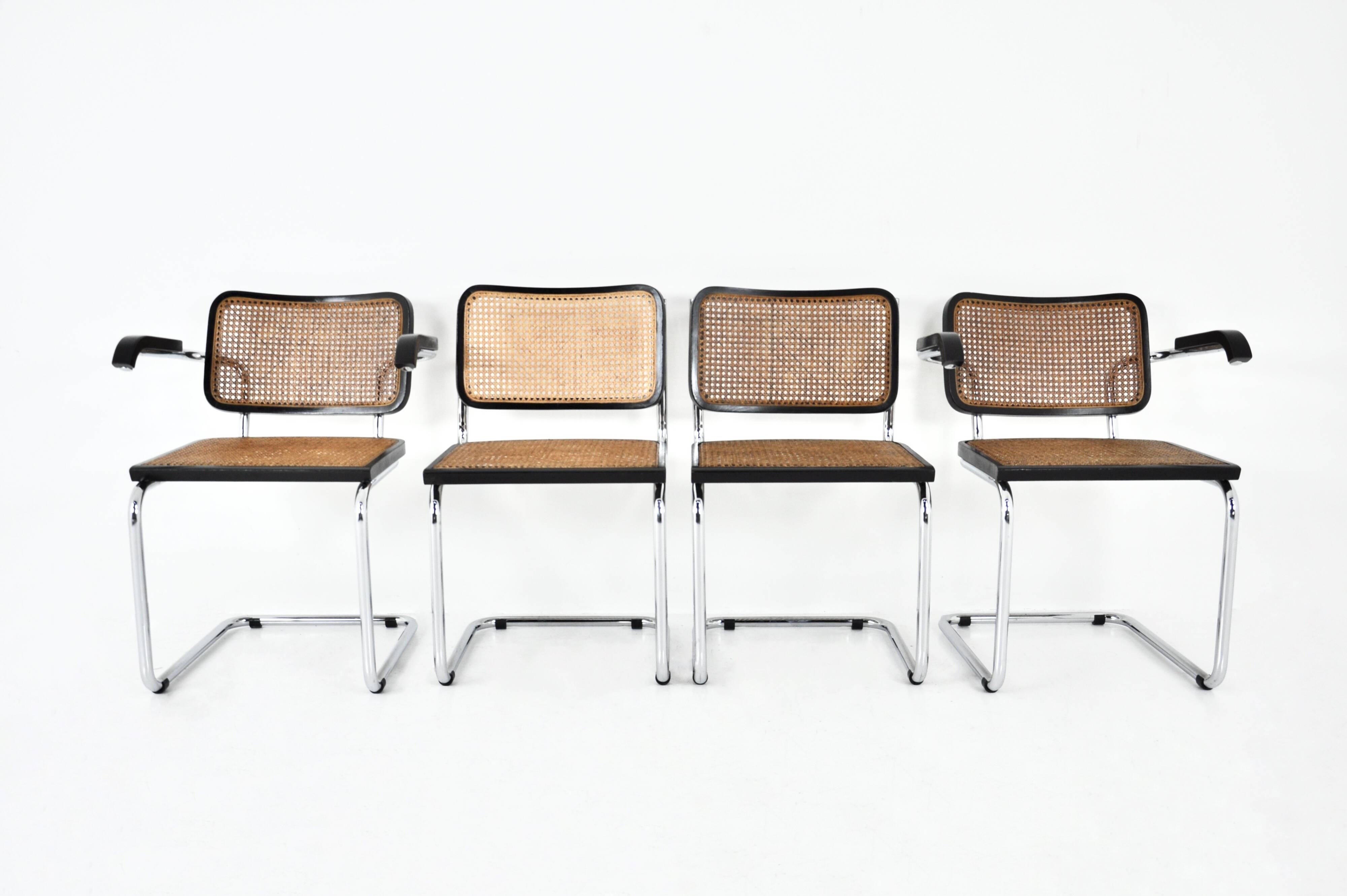 Set of 4 B32 style dining room chairs by Marcel Breuer