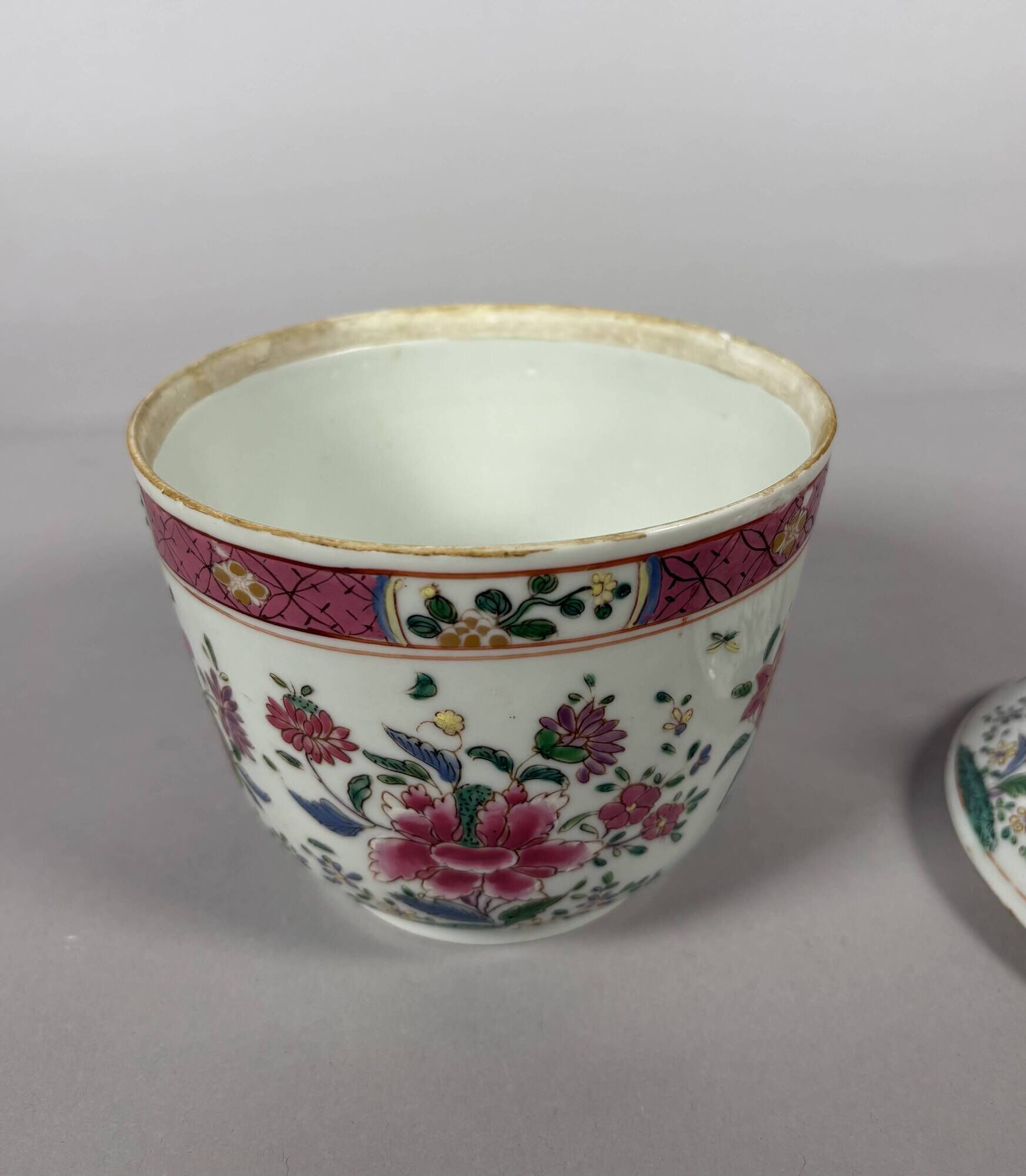 Porcelain bouillon - East India Company - 18th century - China