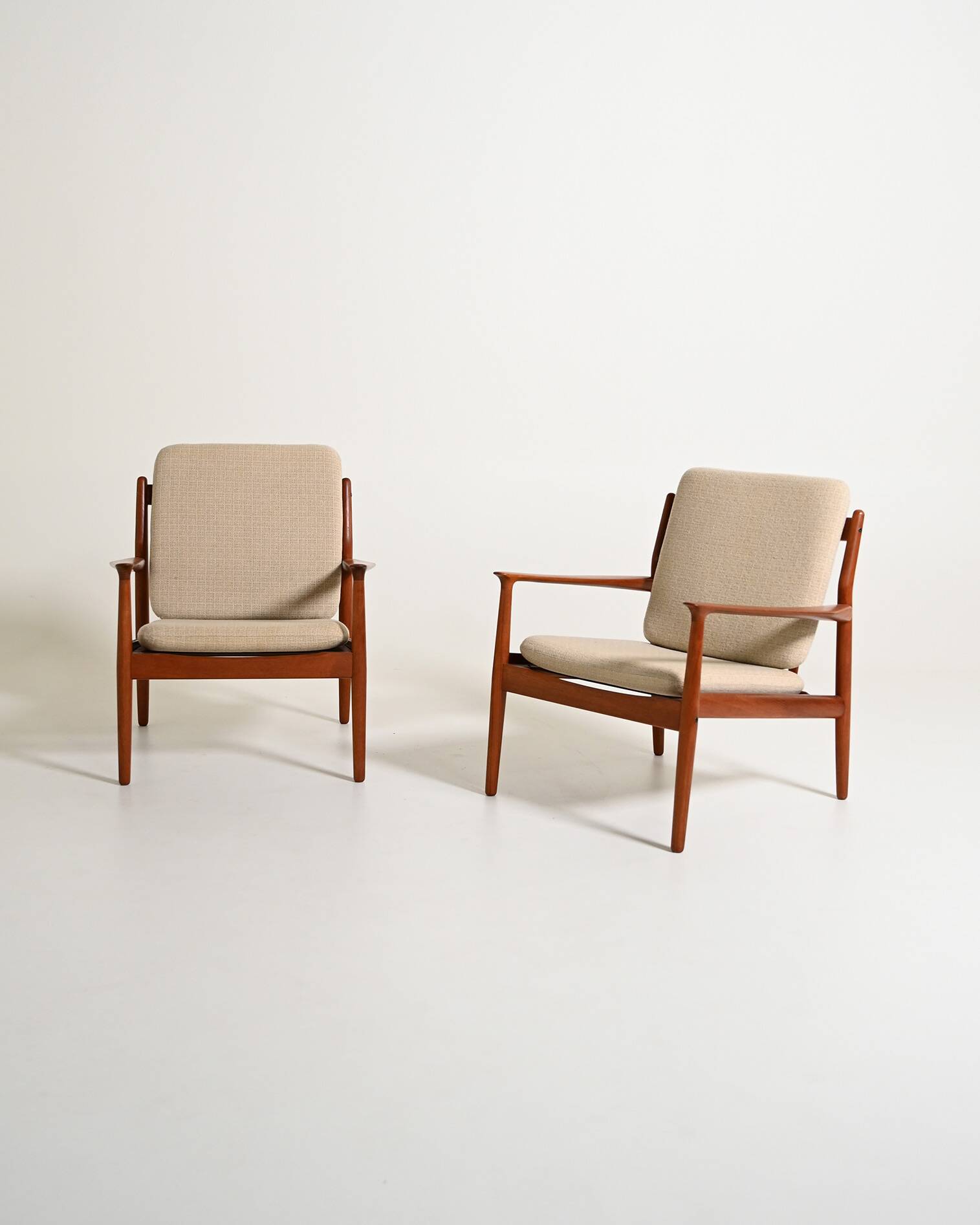 Pair of armchairs by Grete Jalk for Glostrup Møbelfabrik, 1960s