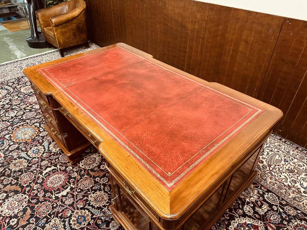 Antique English Desk Partnerdesk