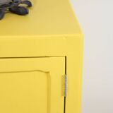 Vintage storage unit