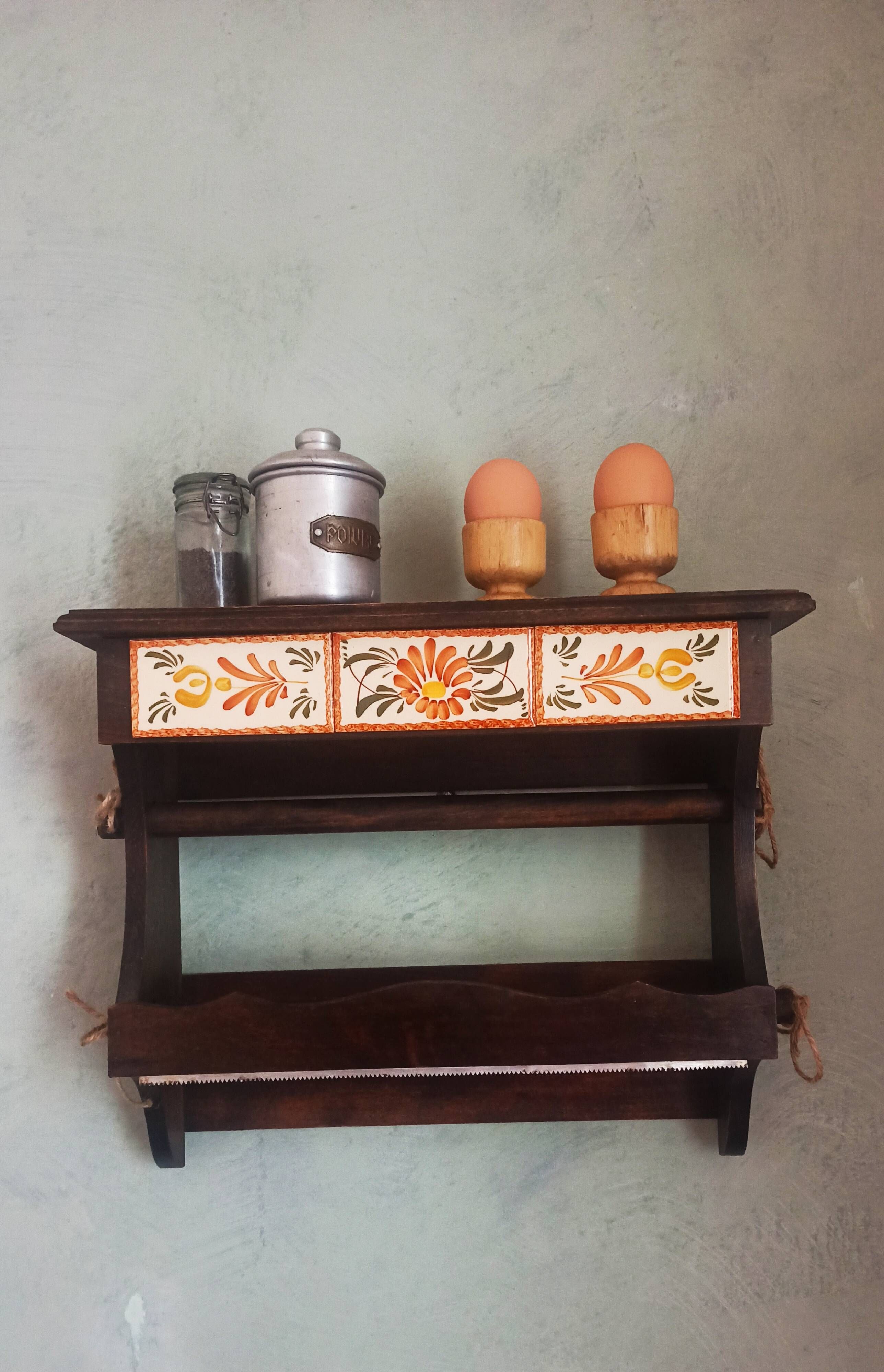 Wall-mounted kitchen roll holder / wall-mounted kitchen shelf