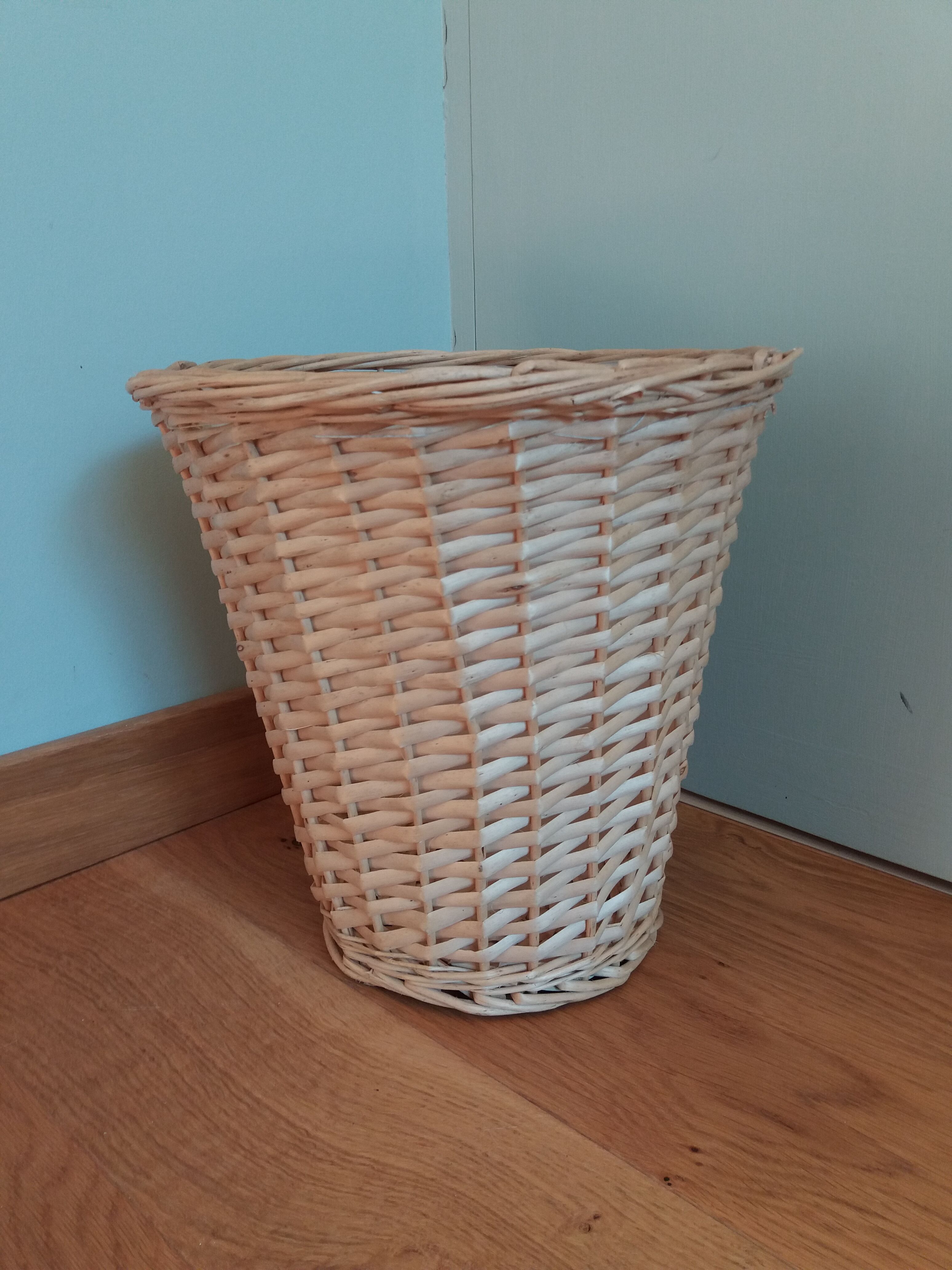 Braided wicker pot cover paper basket