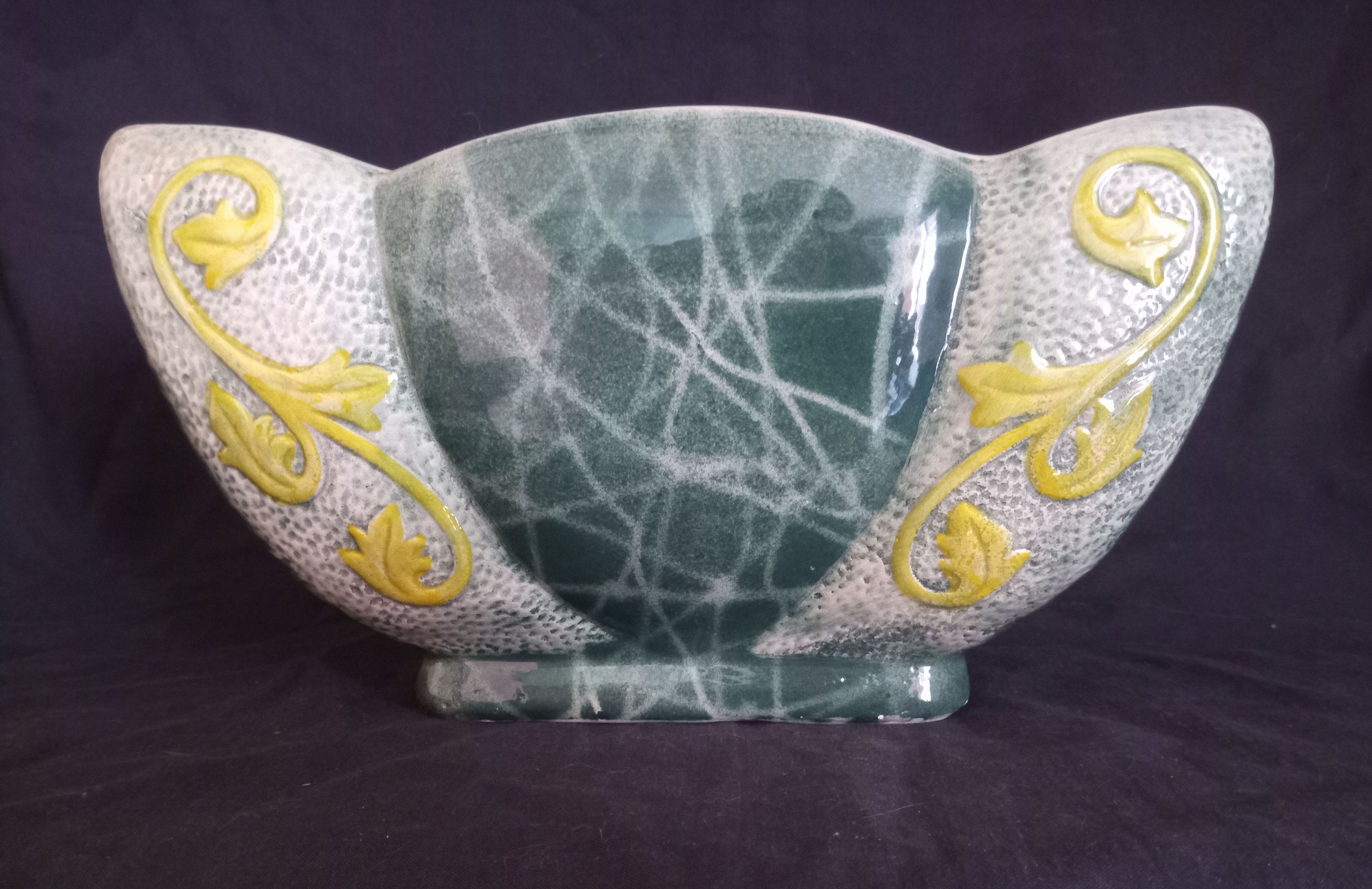 Ceramic Art Deco centerpiece