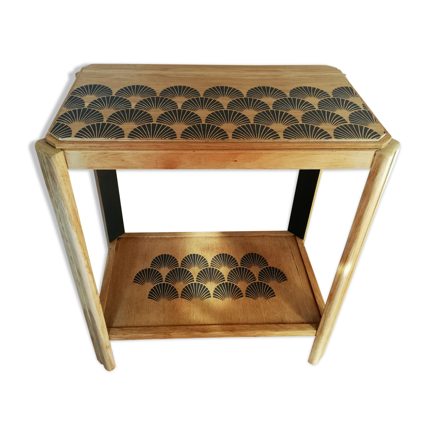 Art Deco side table service revisited