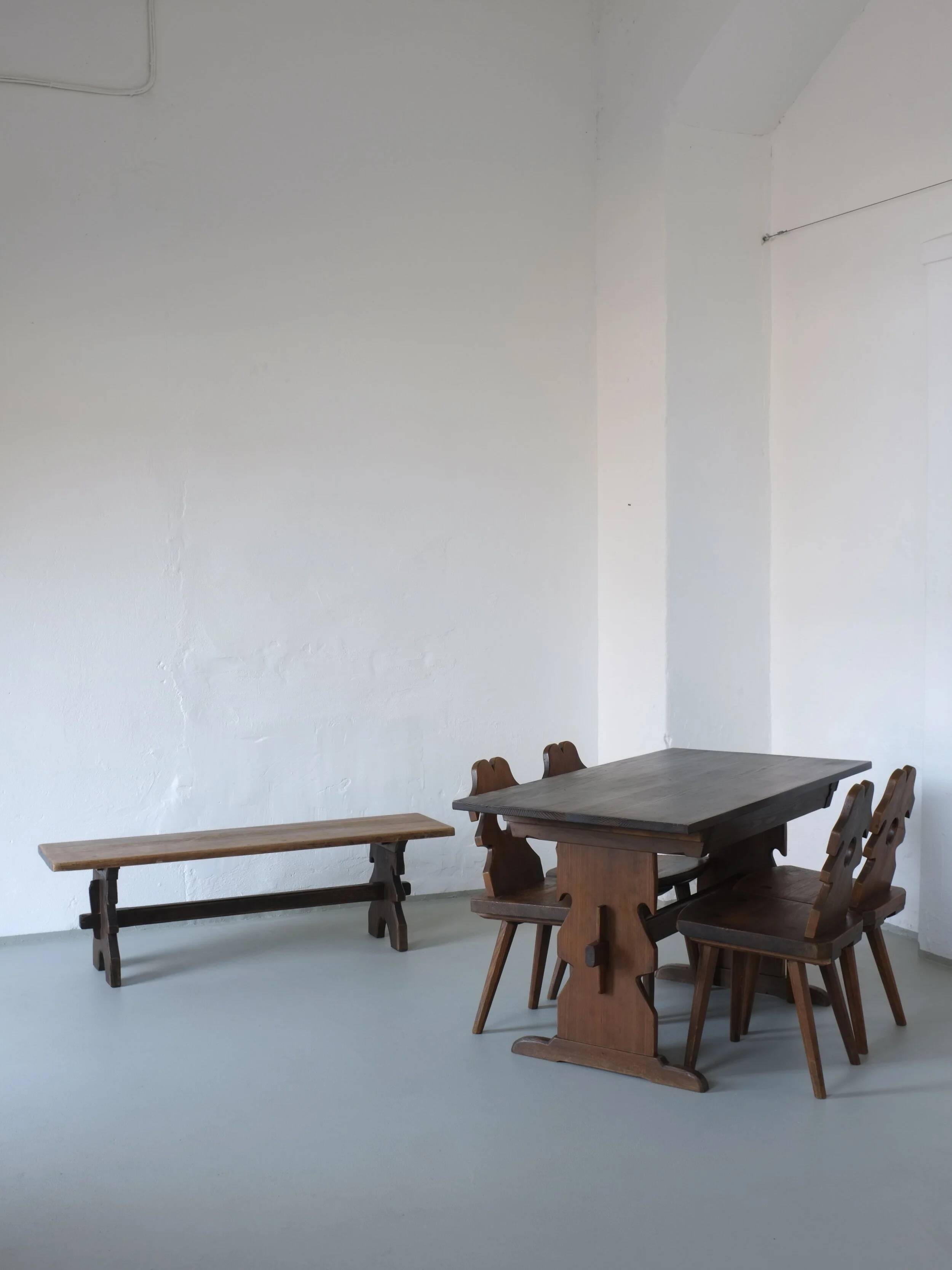 Alpine carved pine dining table set | 1950s