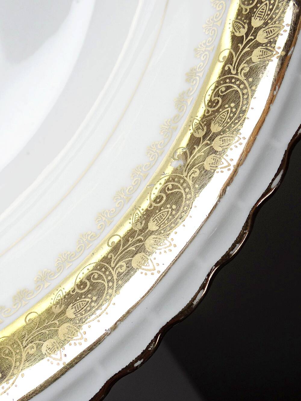 Vintage deep plate in gilded Limoges porcelain, ADP L Royal