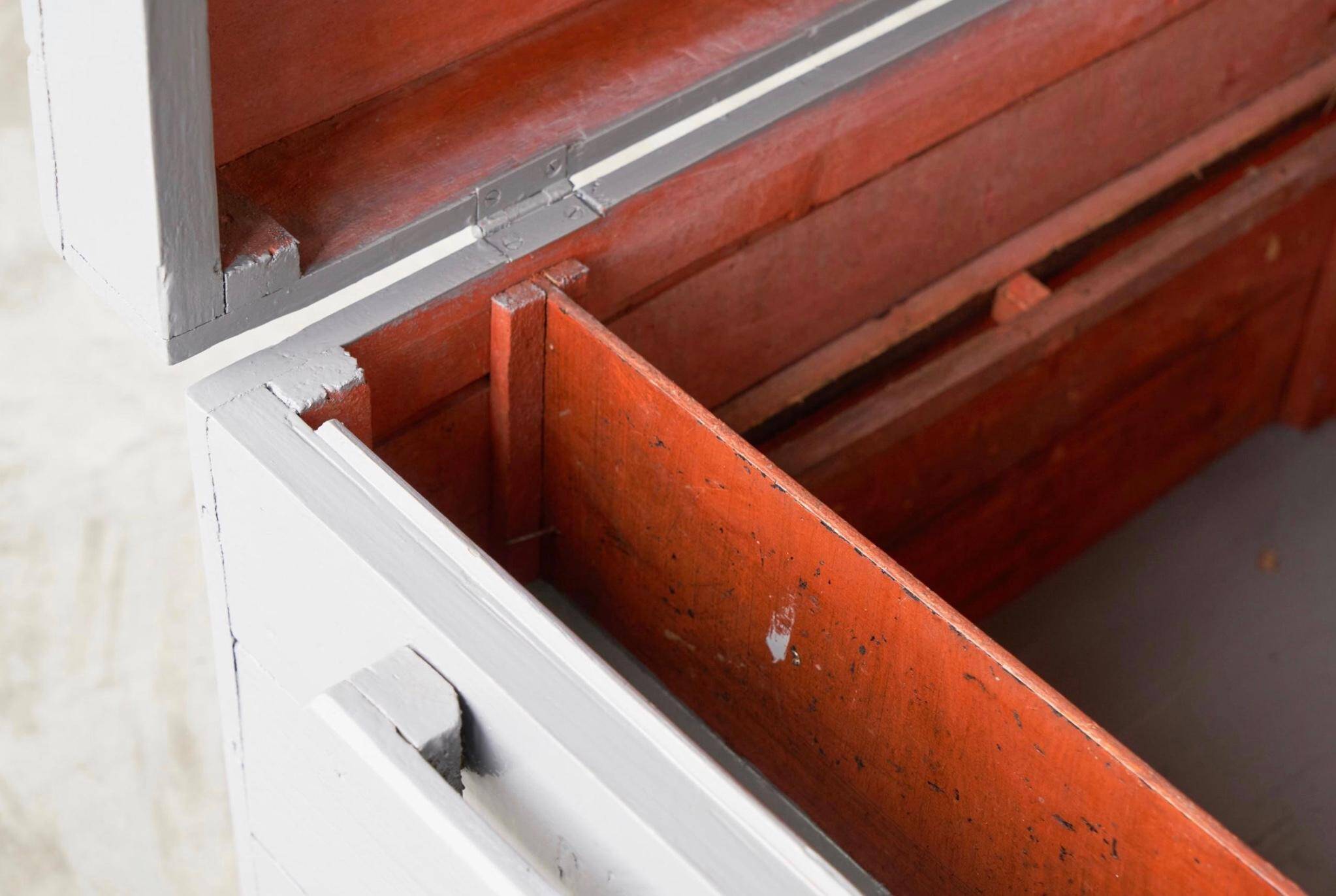 Carpenter's style commode from the 1960s in 's-Hertogenbosch.