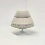 Artifort F511 armchair in cream