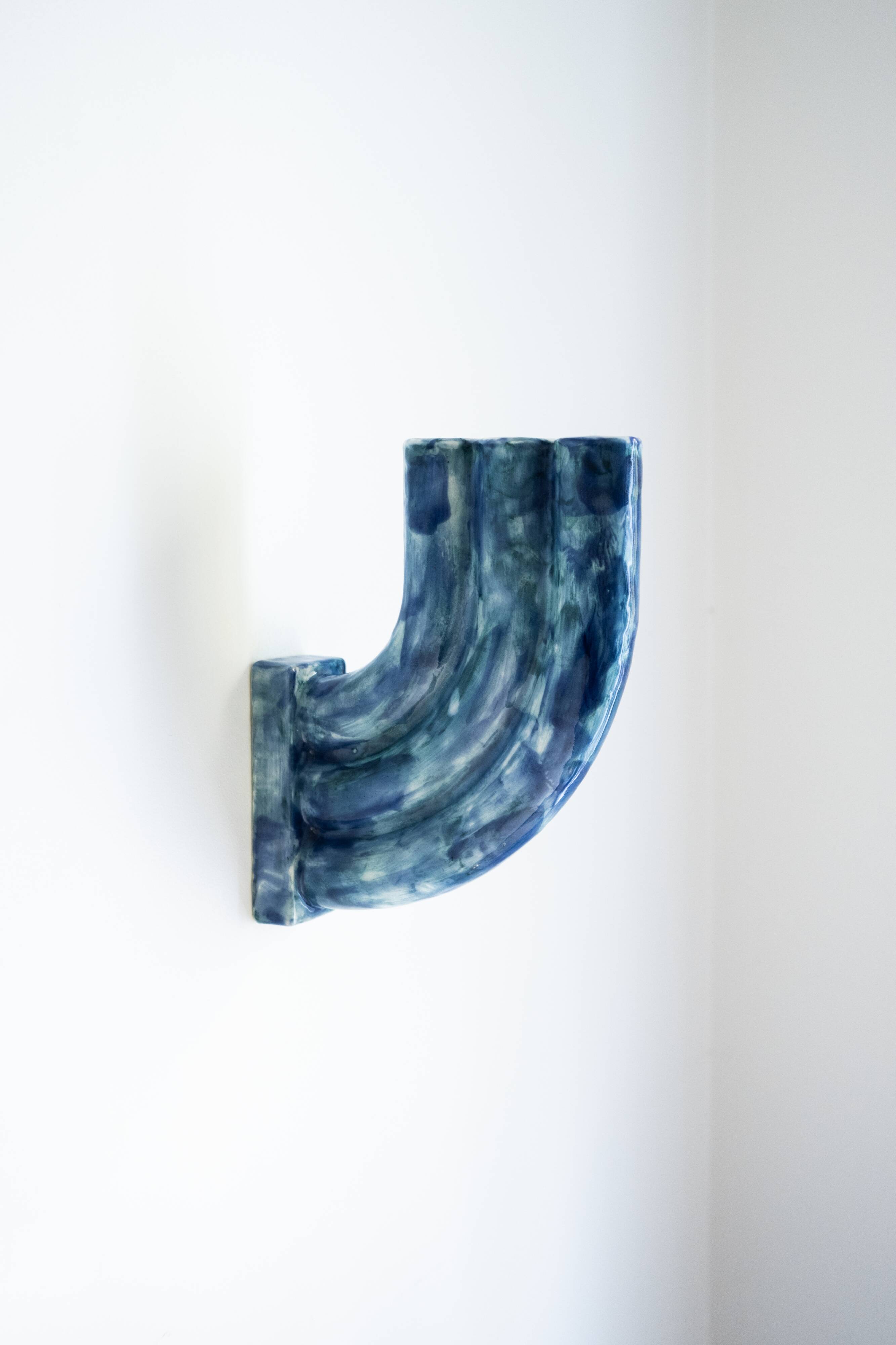 “In Alto Colori” wall vase