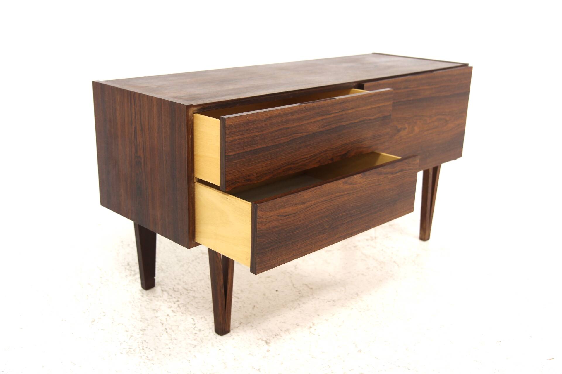 Scandinavian chest of drawers in rosewood, Lundberg & Söner, Rottne, Sweden, 1960