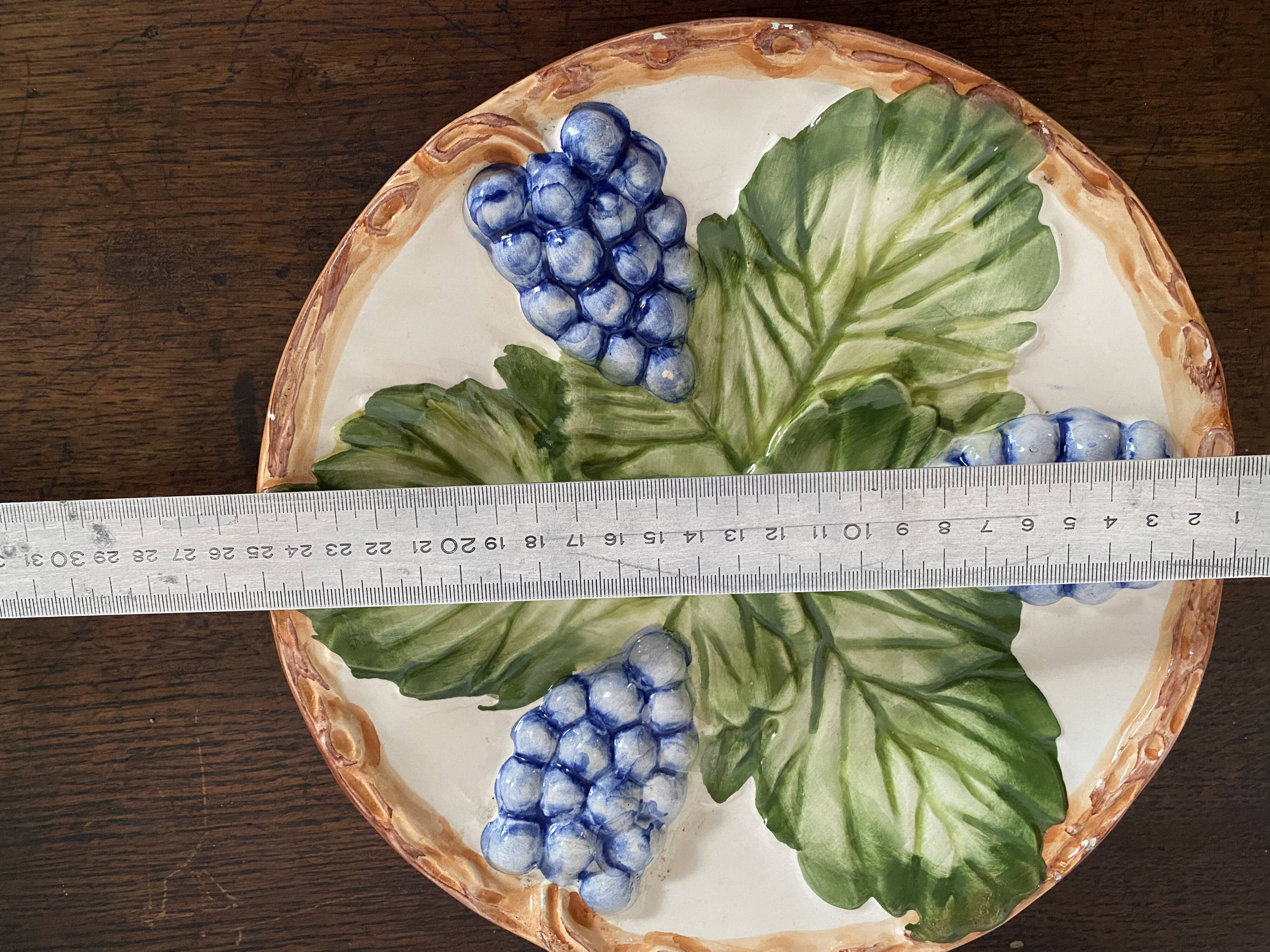 Beautiful vine pattern slip strainer