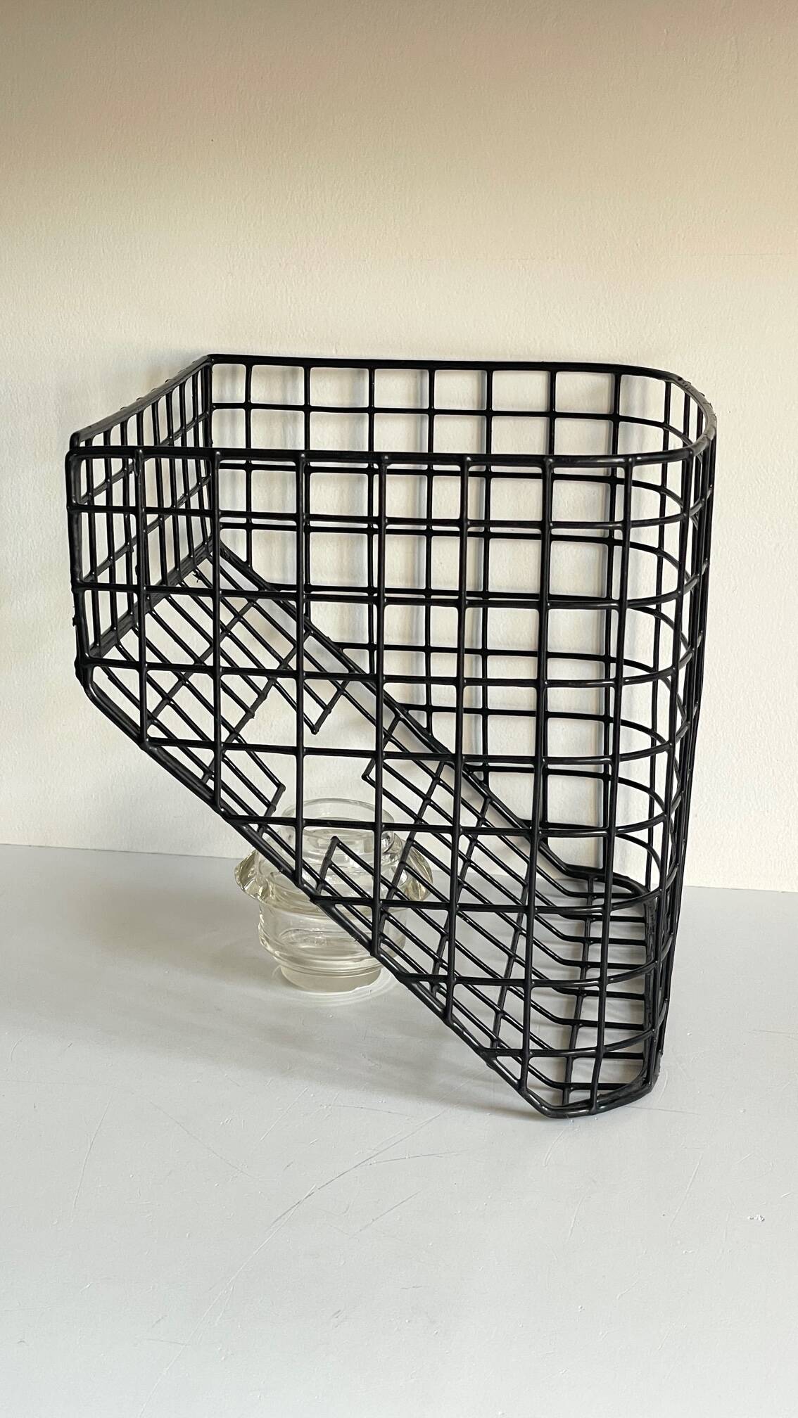 Vintage storage steel wire wall basket