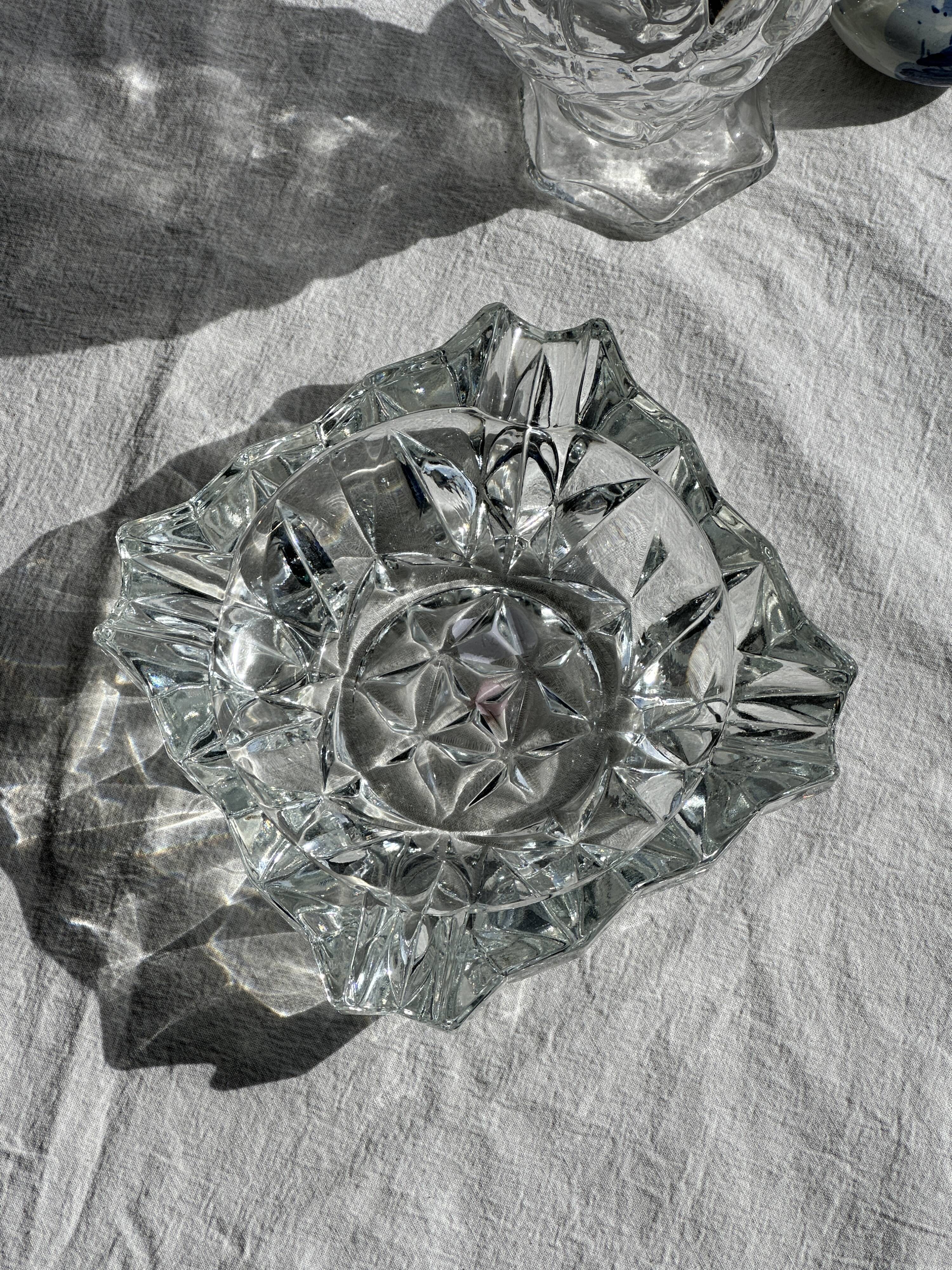 Large square ashtray large diamond tips