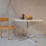 Round table