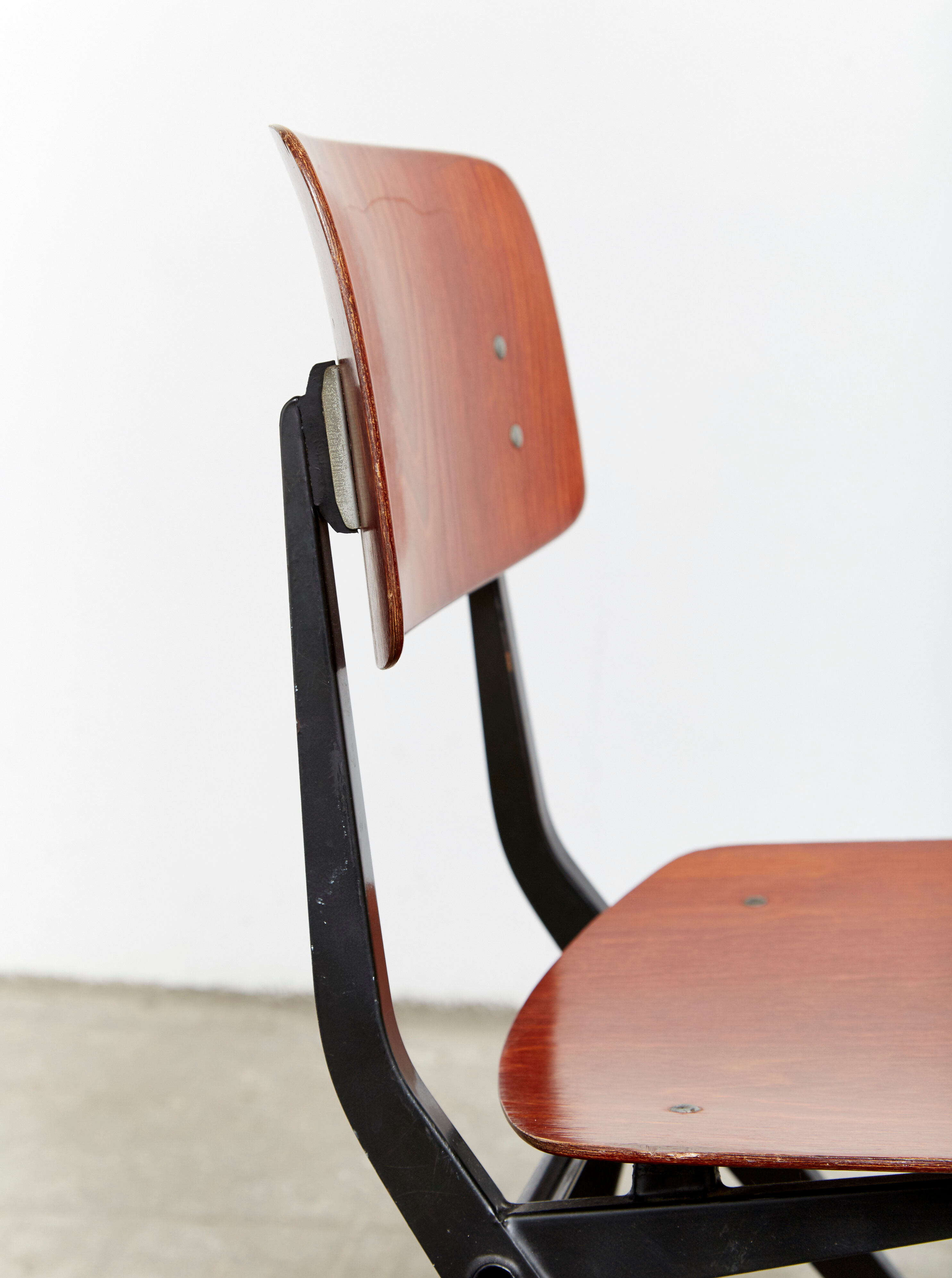 Friso Kramer "result" chair for Ahrend De Circel