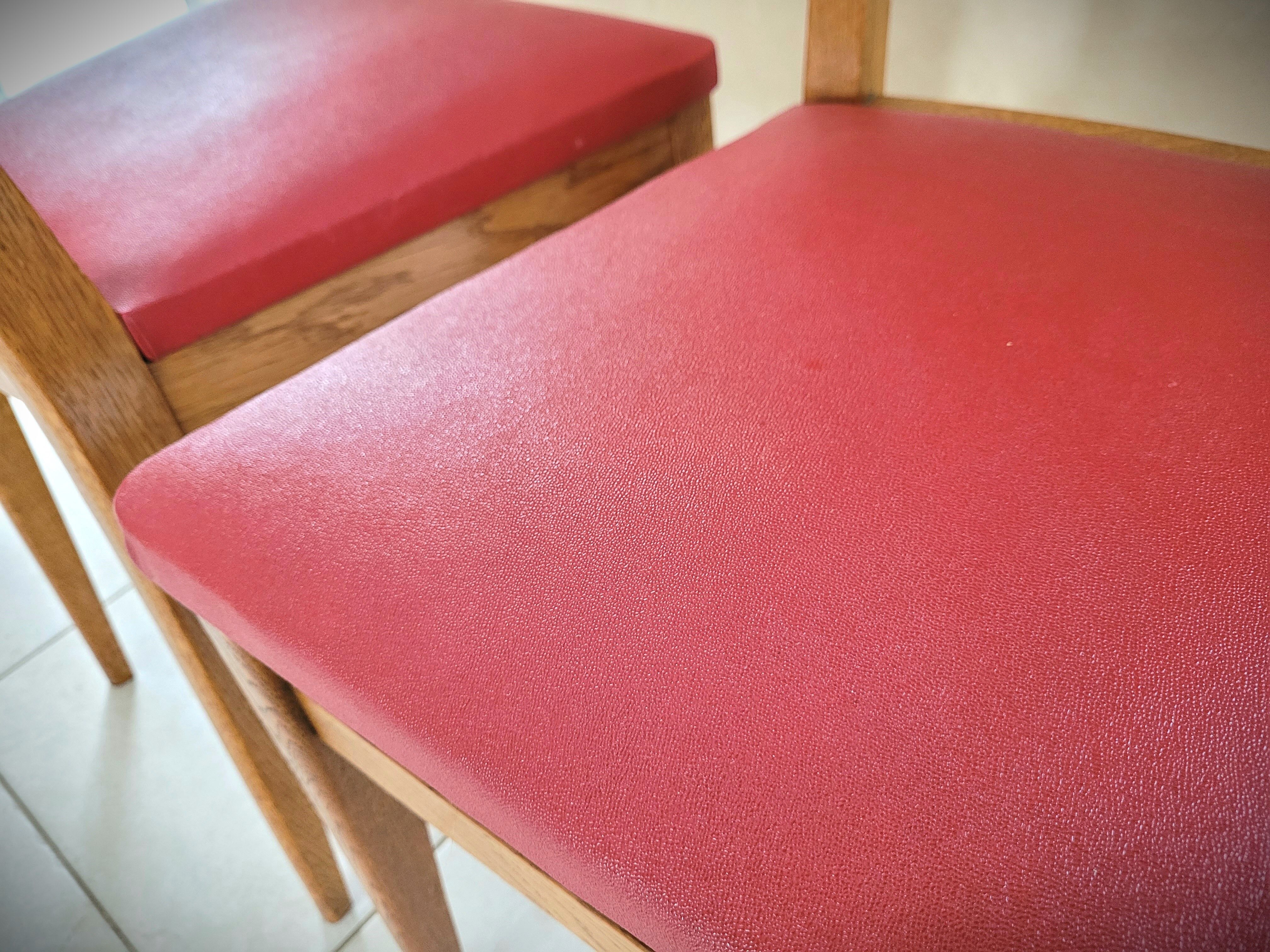 Lot de 5 chaises en chêne clair assise vinyle