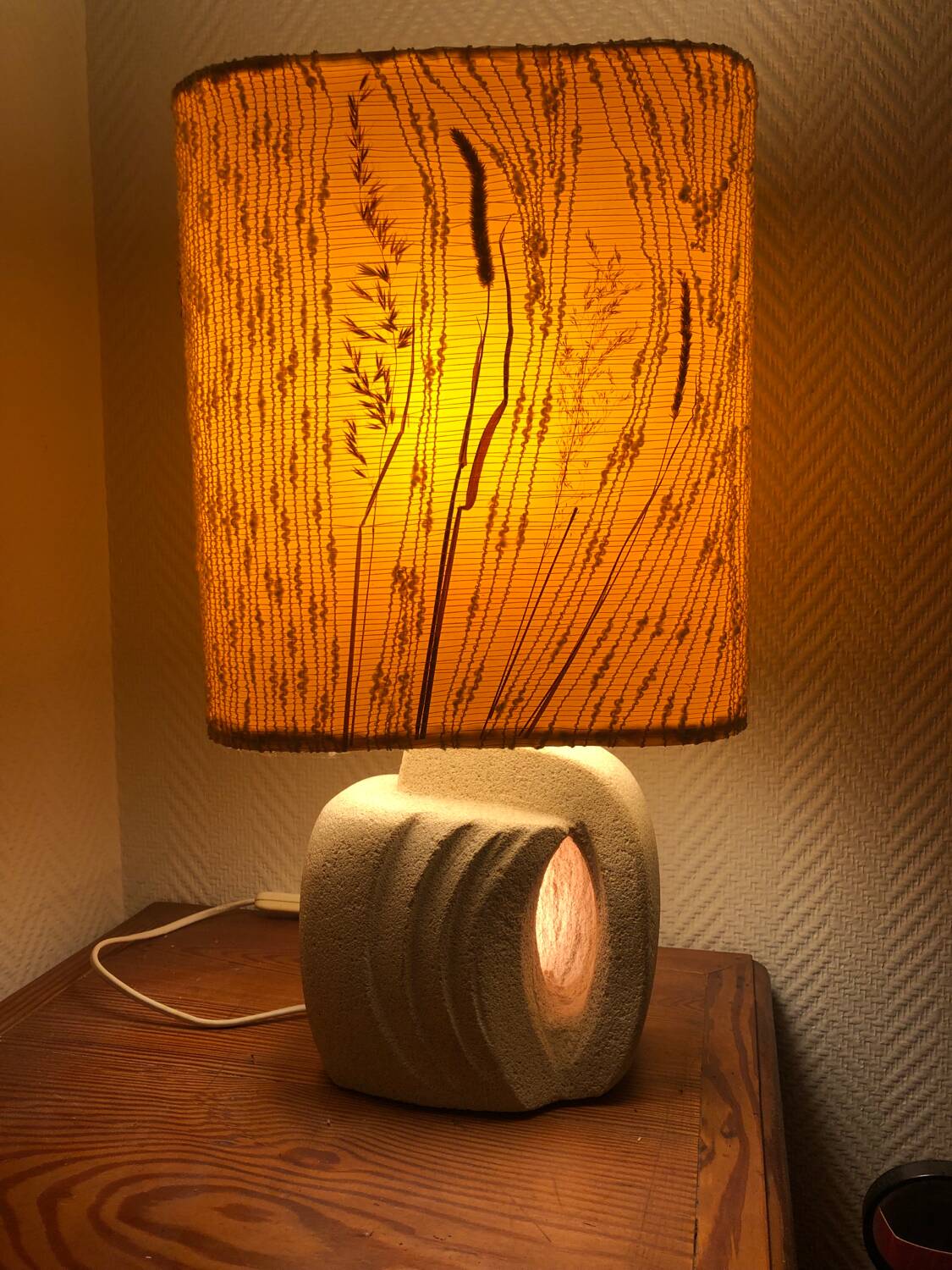 Brutalist lamp in carved stone by Albert Tormos.